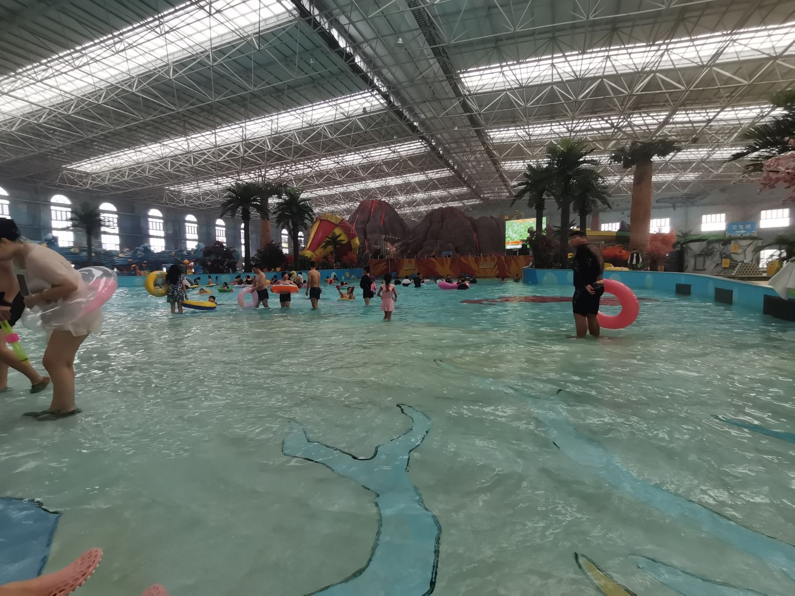 乐优欧亚菲温泉水世界旅行图片 2
