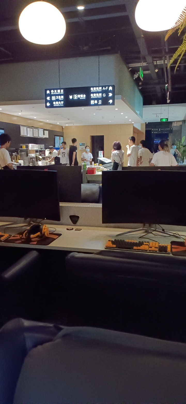 成都高新区冰蓝网吧(冰蓝电竞)