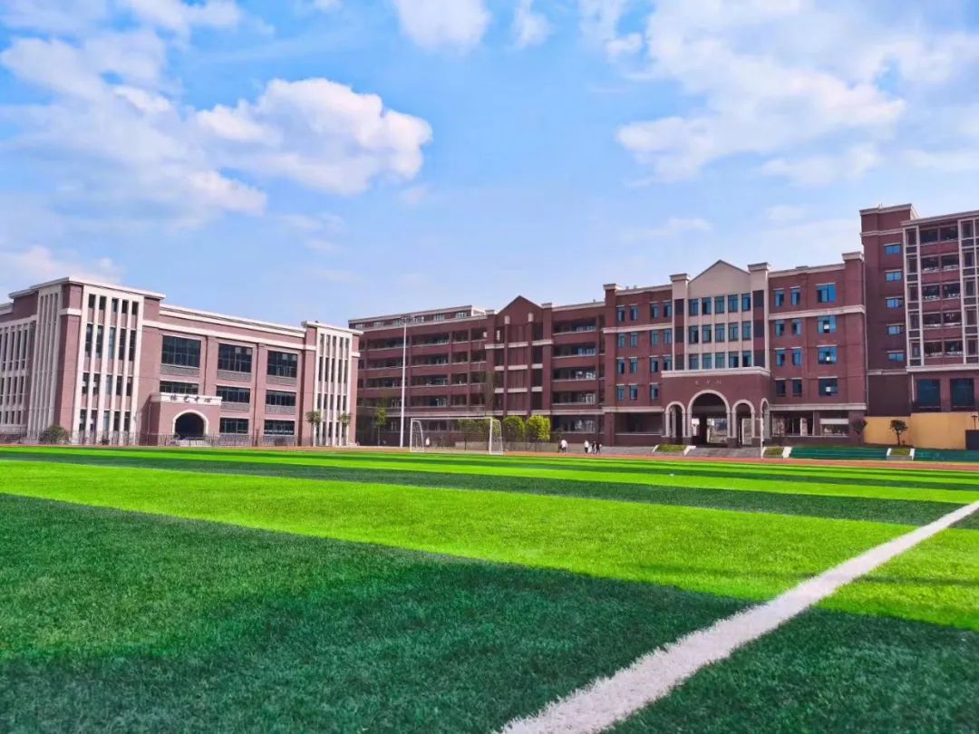 巴中光正实验学校