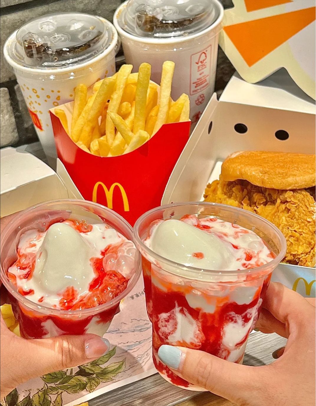 麦当劳(世博广场店)
