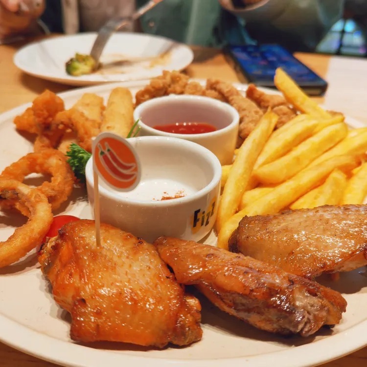菲滋意式餐厅(金华万达店)