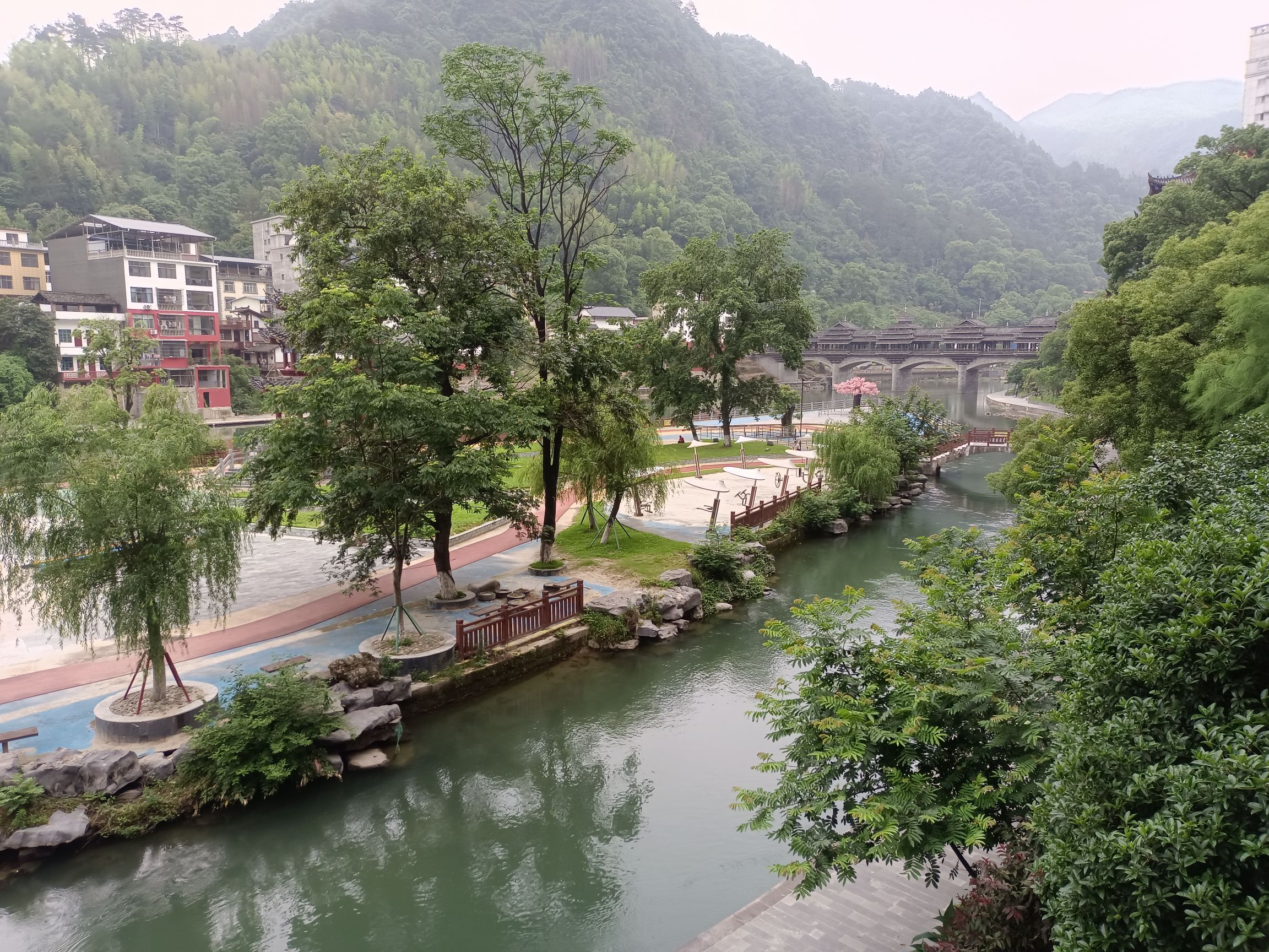 桂林资江灯谷景区旅行图片 1