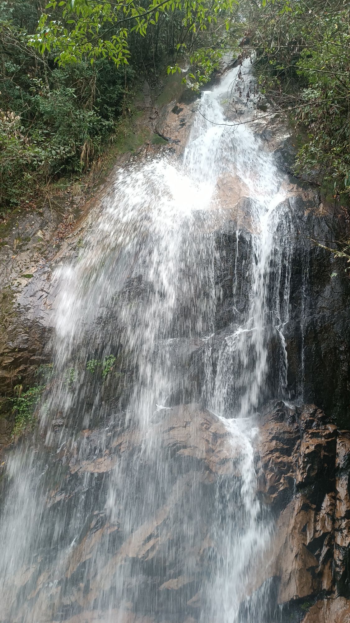 军山瀑布旅行图片 3