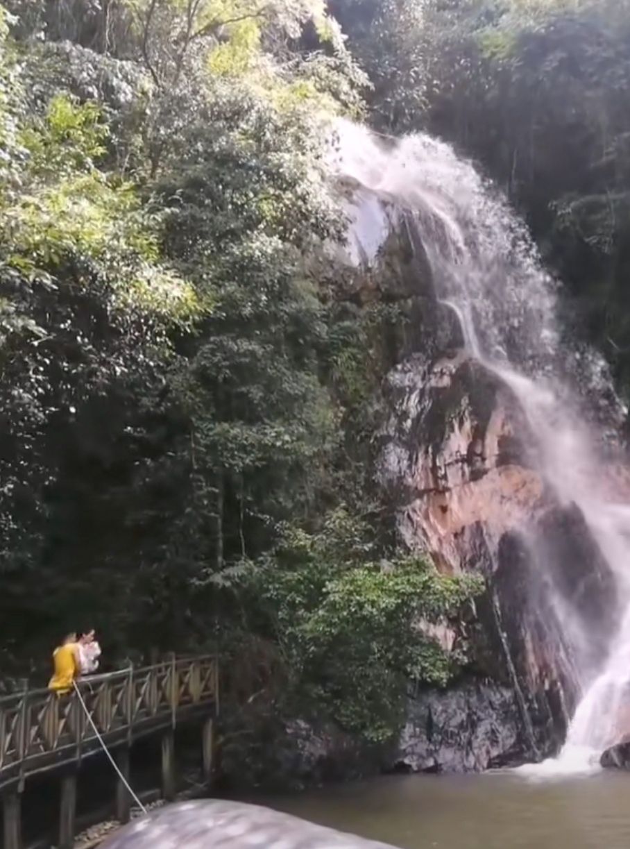 军山瀑布旅行图片 2