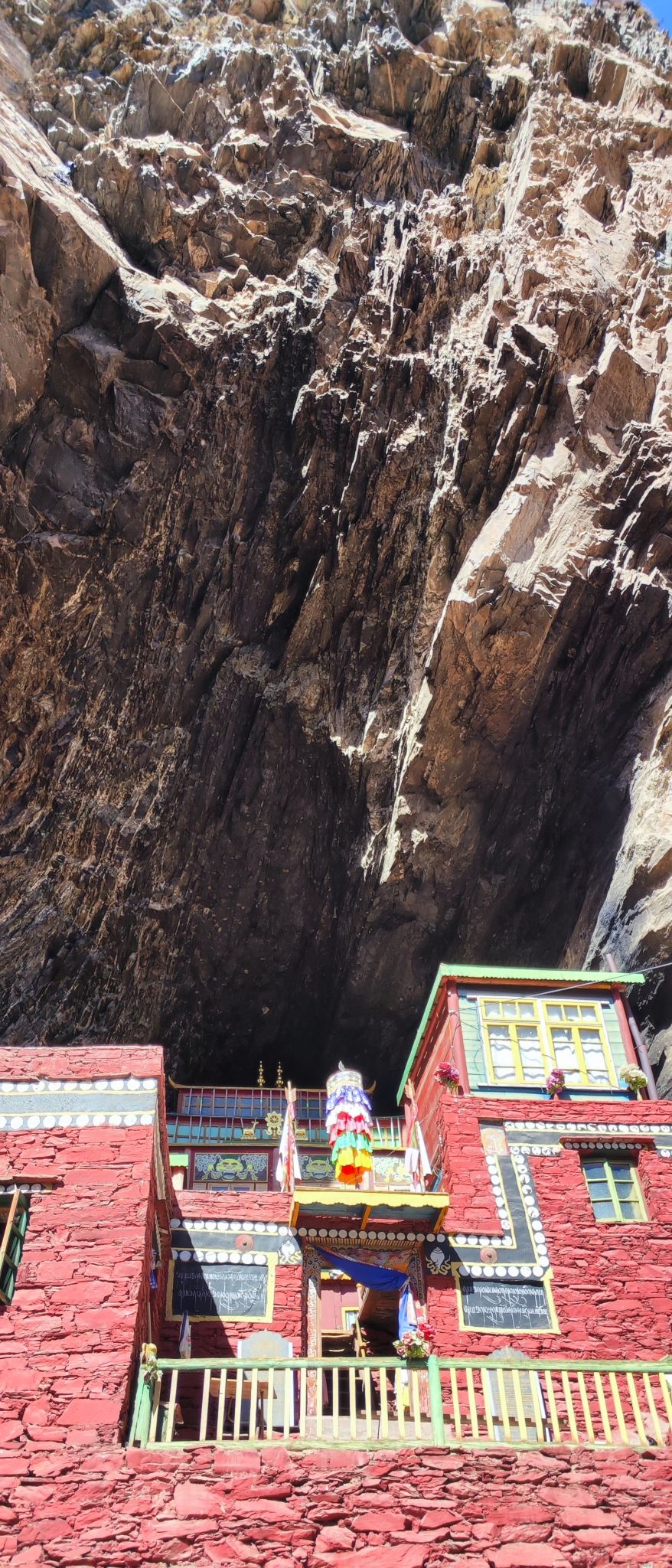 毗卢遮那圣窟旅行图片 1