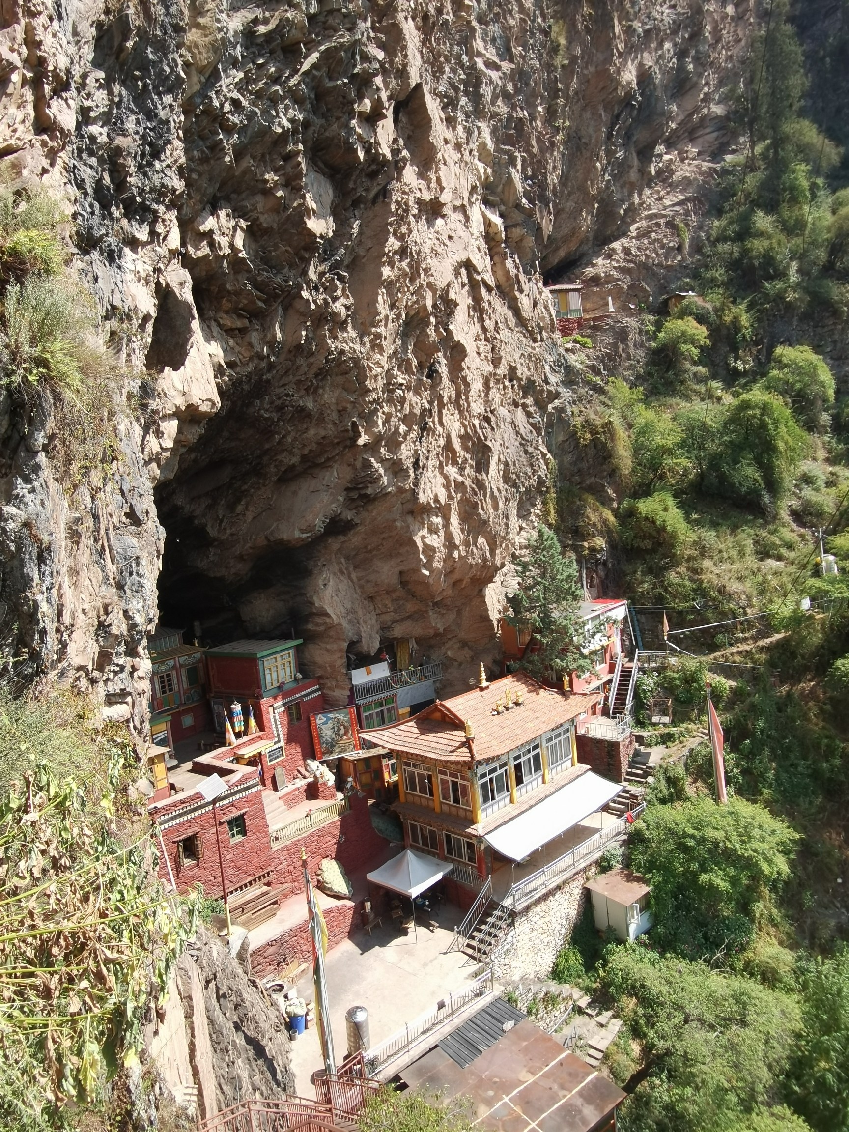 毗卢遮那圣窟旅行图片 3