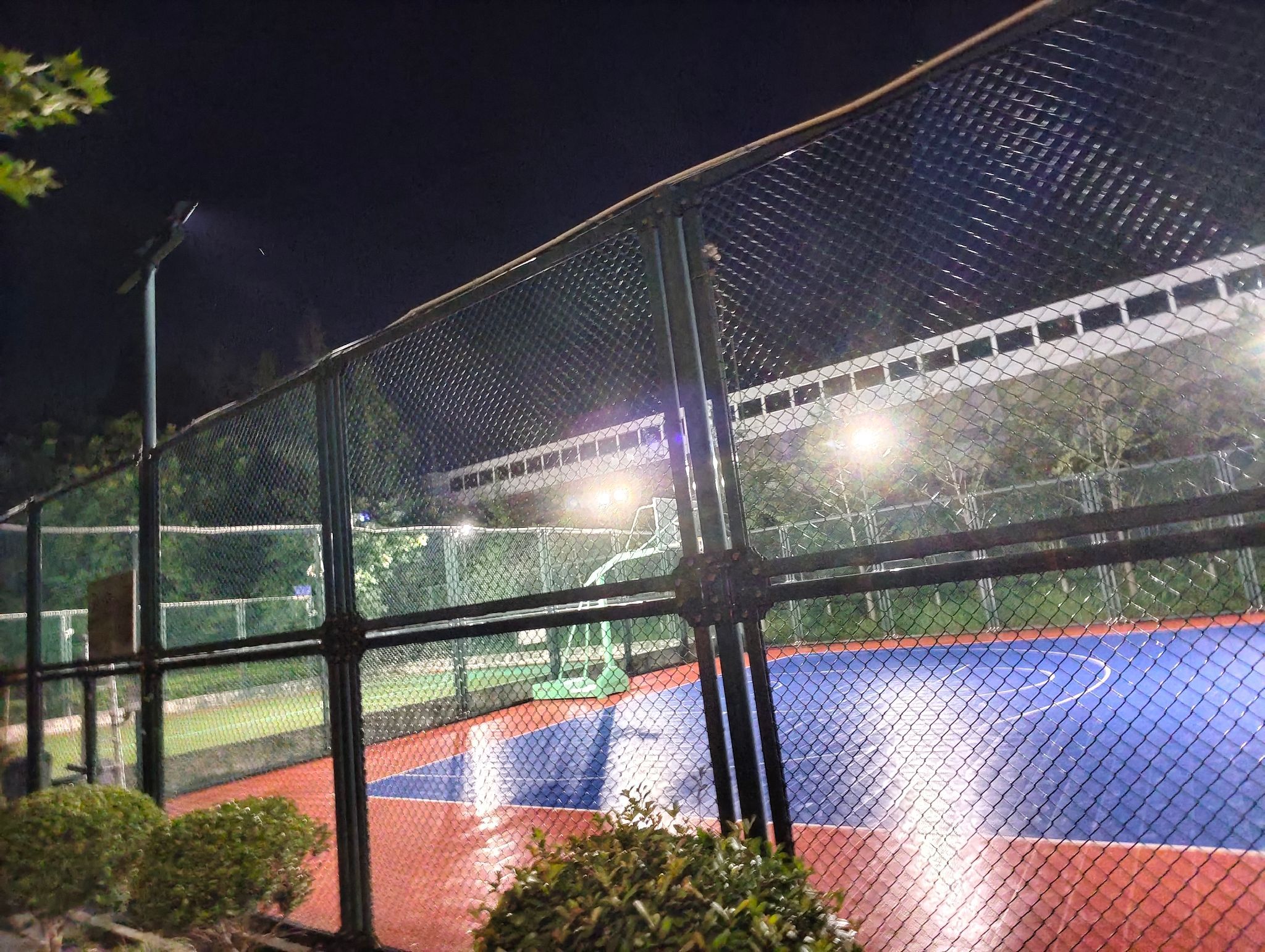 场地封面-石屏路多功能市民球场