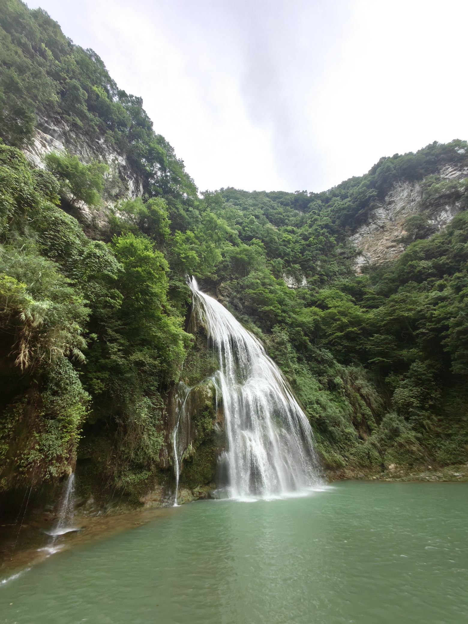 龙沟瀑布旅行图片 3