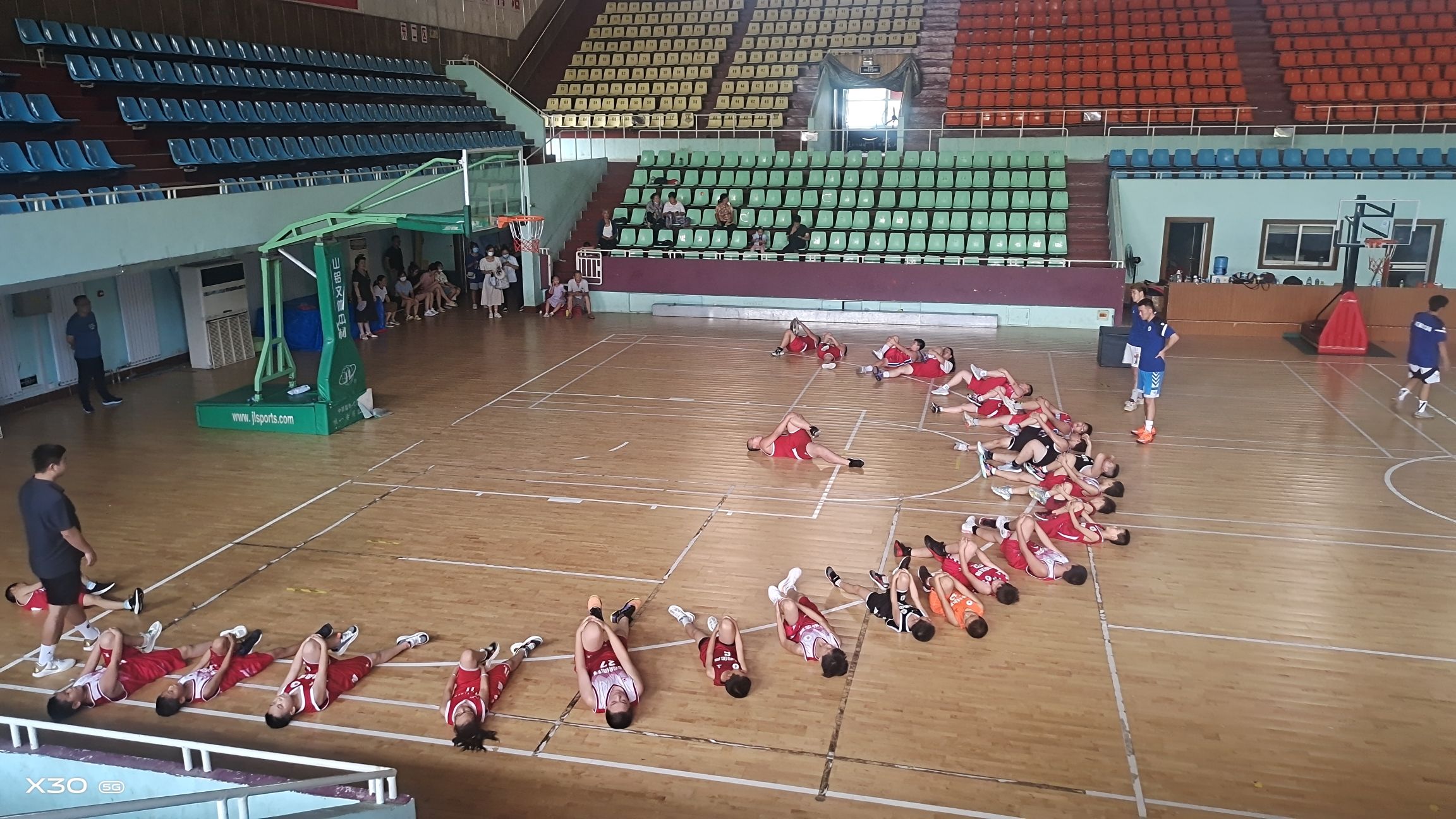 淄博浩瀚体育篮球俱乐部