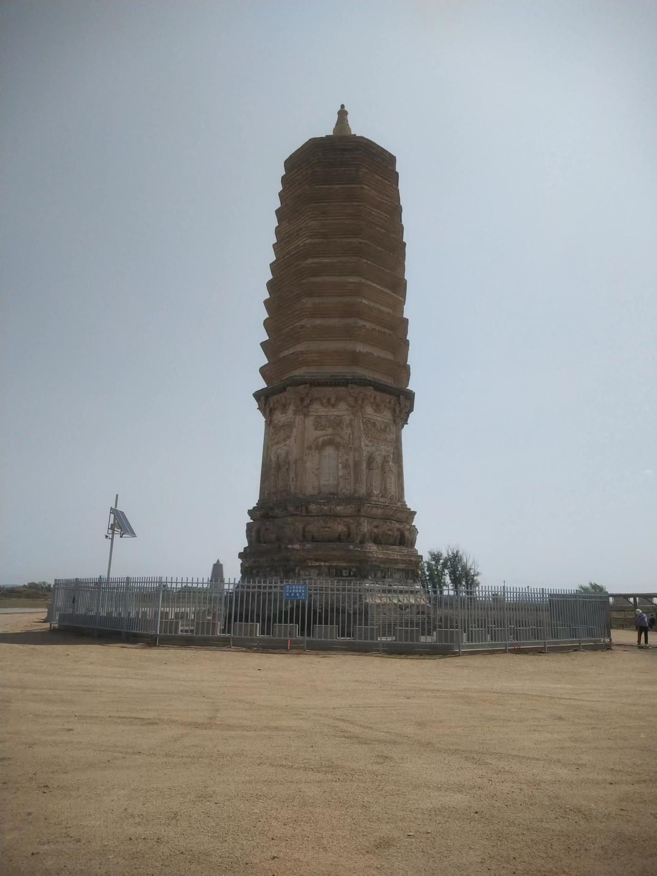 金代小塔