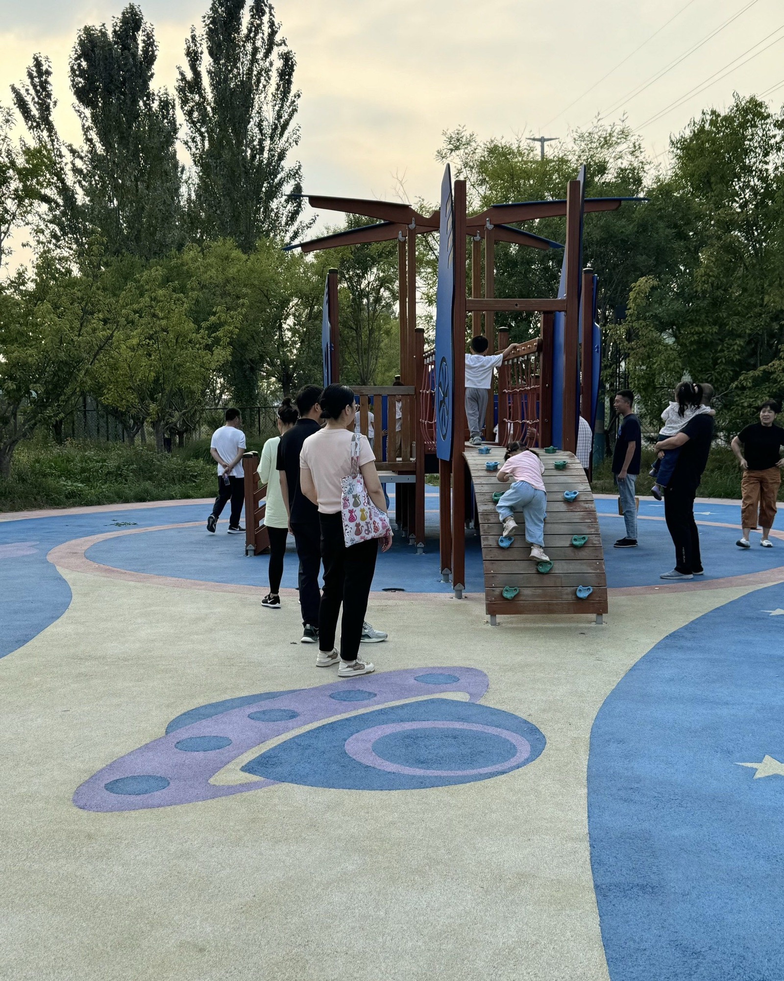 龙河中央公园旅行图片 2