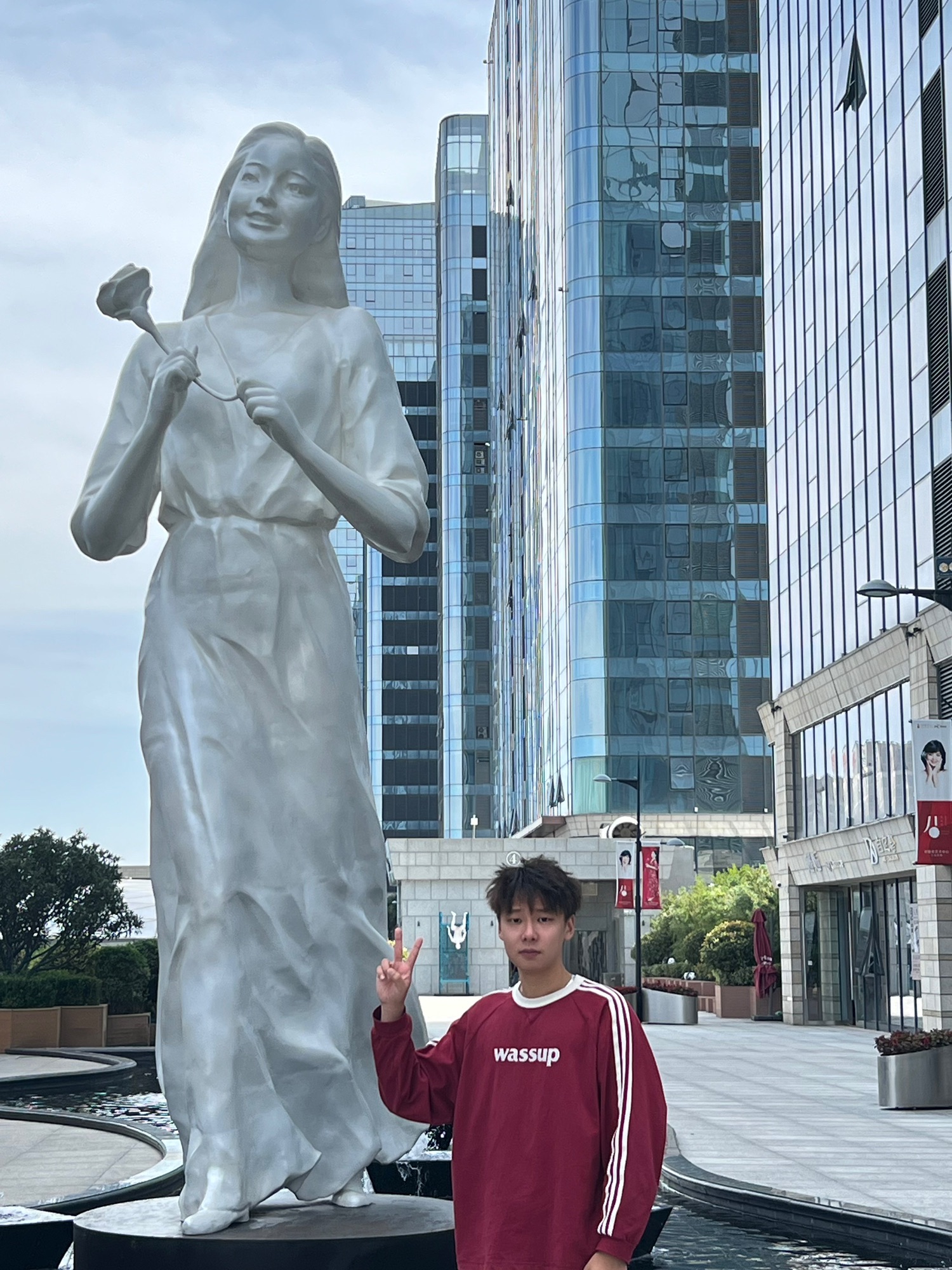邓丽君空中花园旅行图片 3