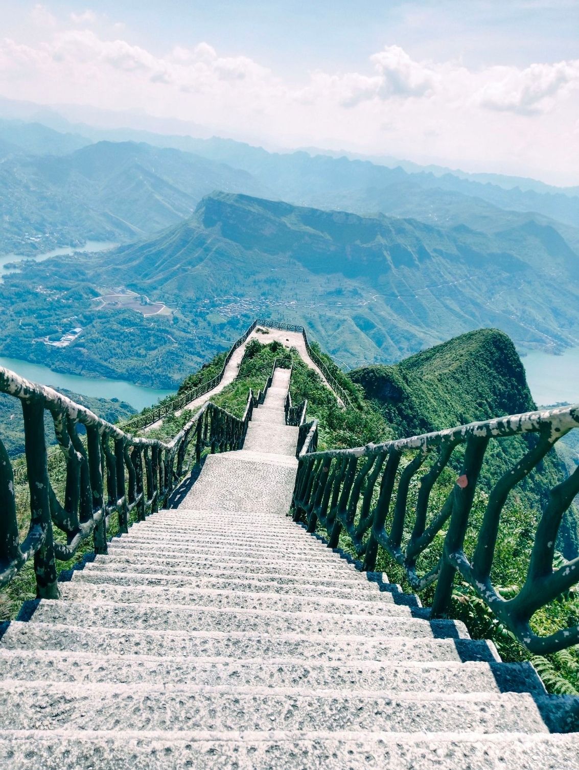 六枝老王山玻璃栈道旅行图片 1