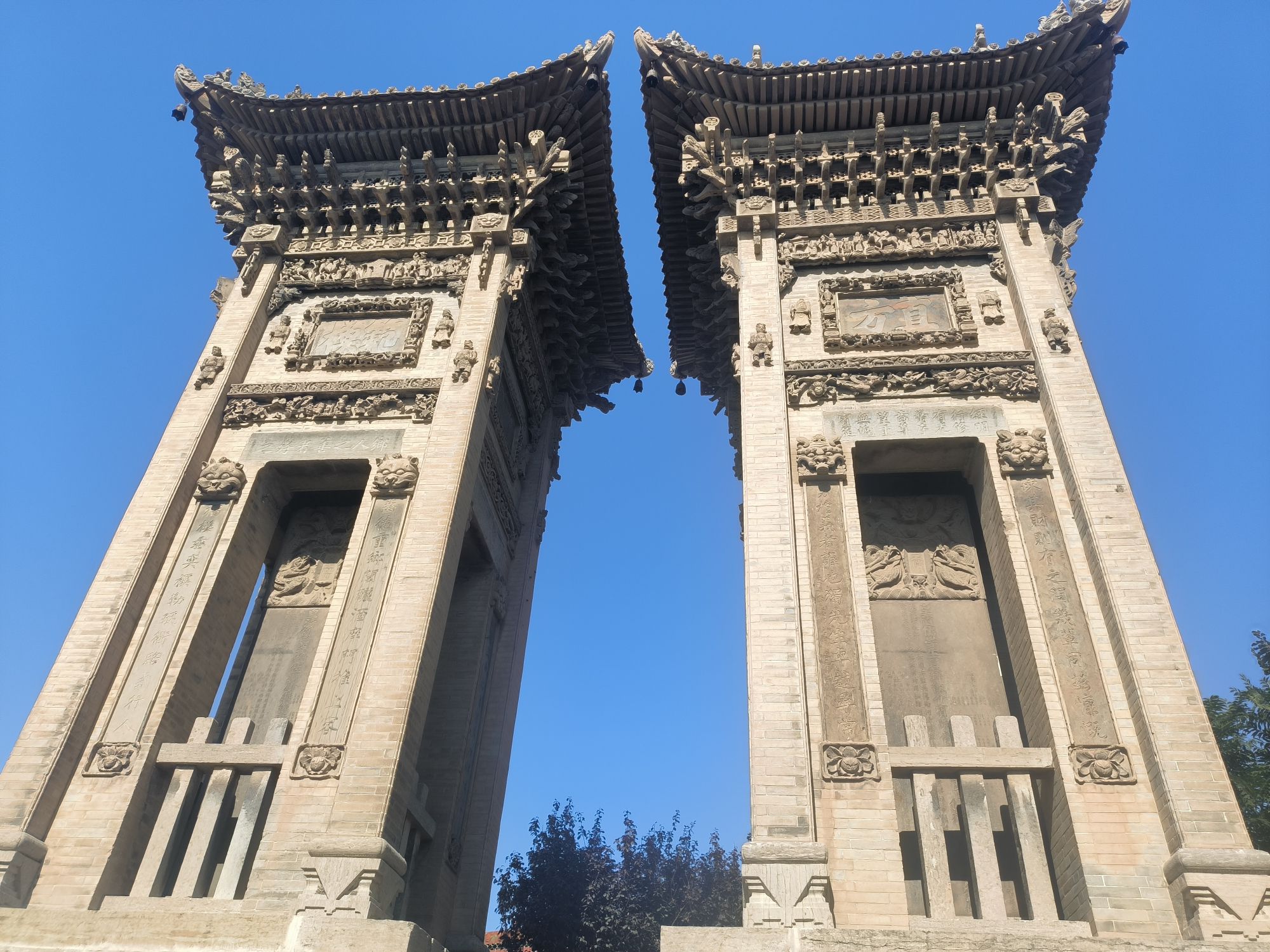 河津市西梁阮氏双碑楼旅行图片 2