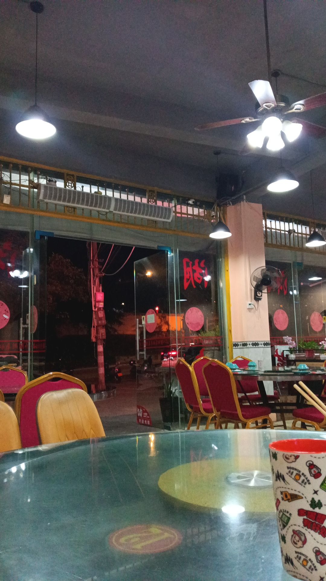 小八陆湖南私房菜馆(白沙店)