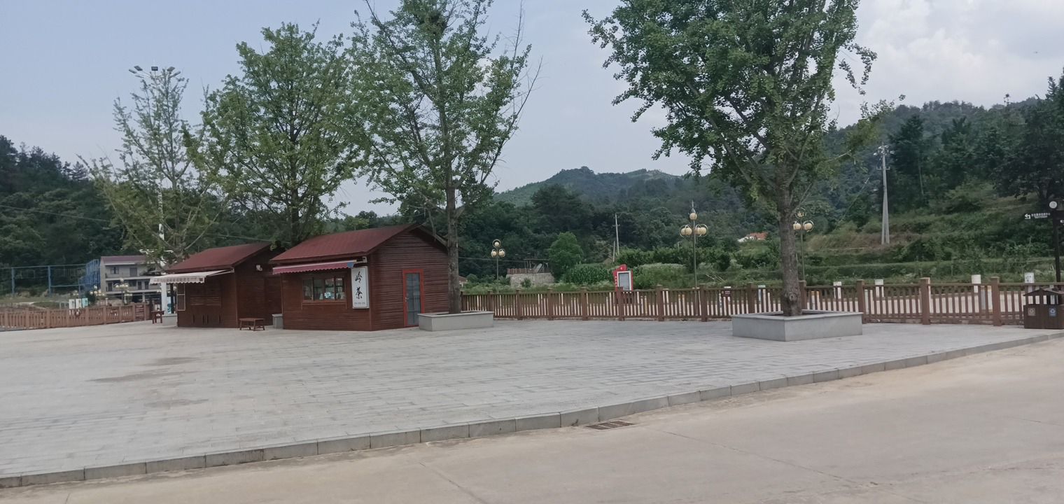 武占岭漂流景区旅行图片 3