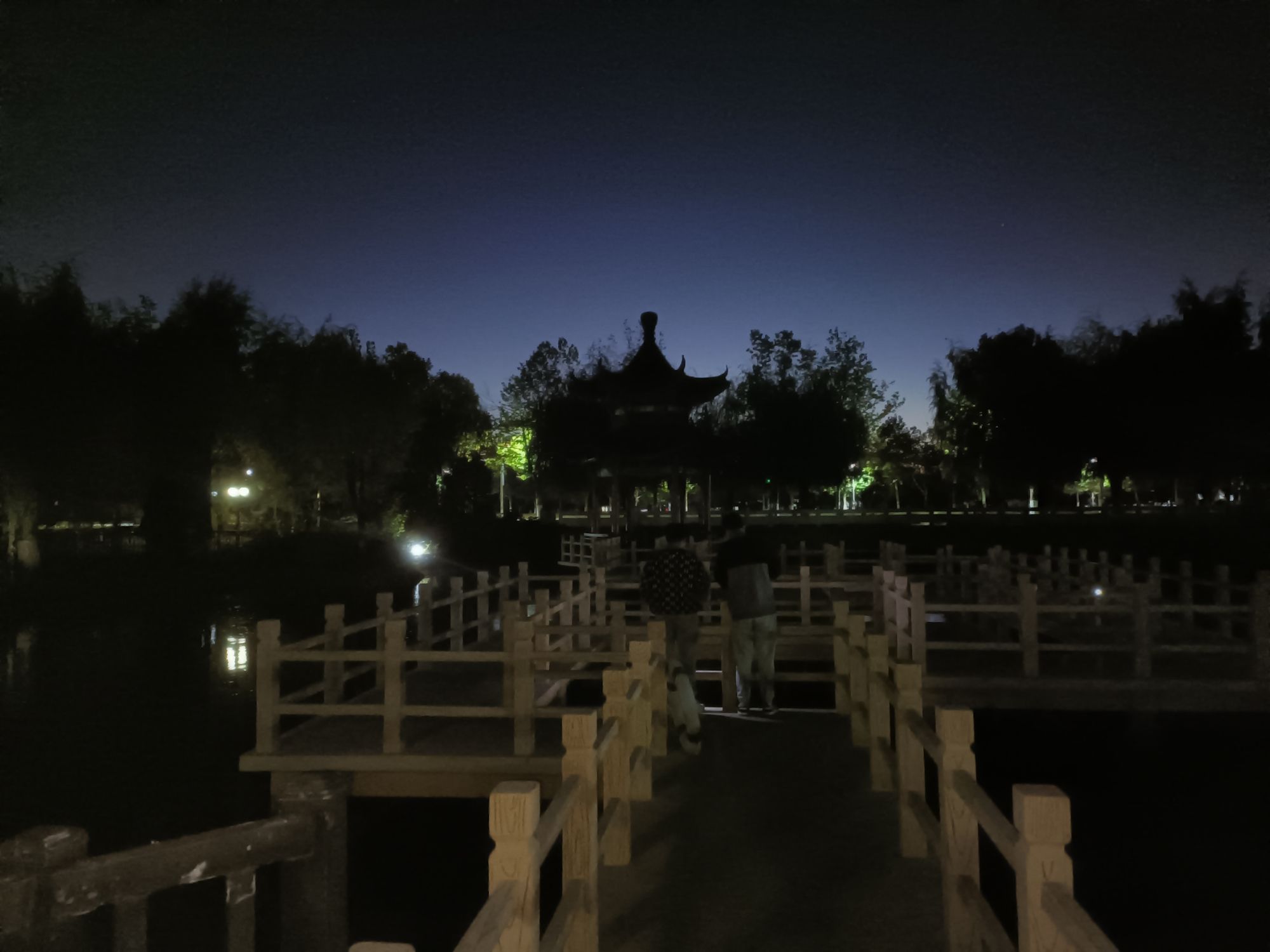 鸡鸣湖旅行图片 3