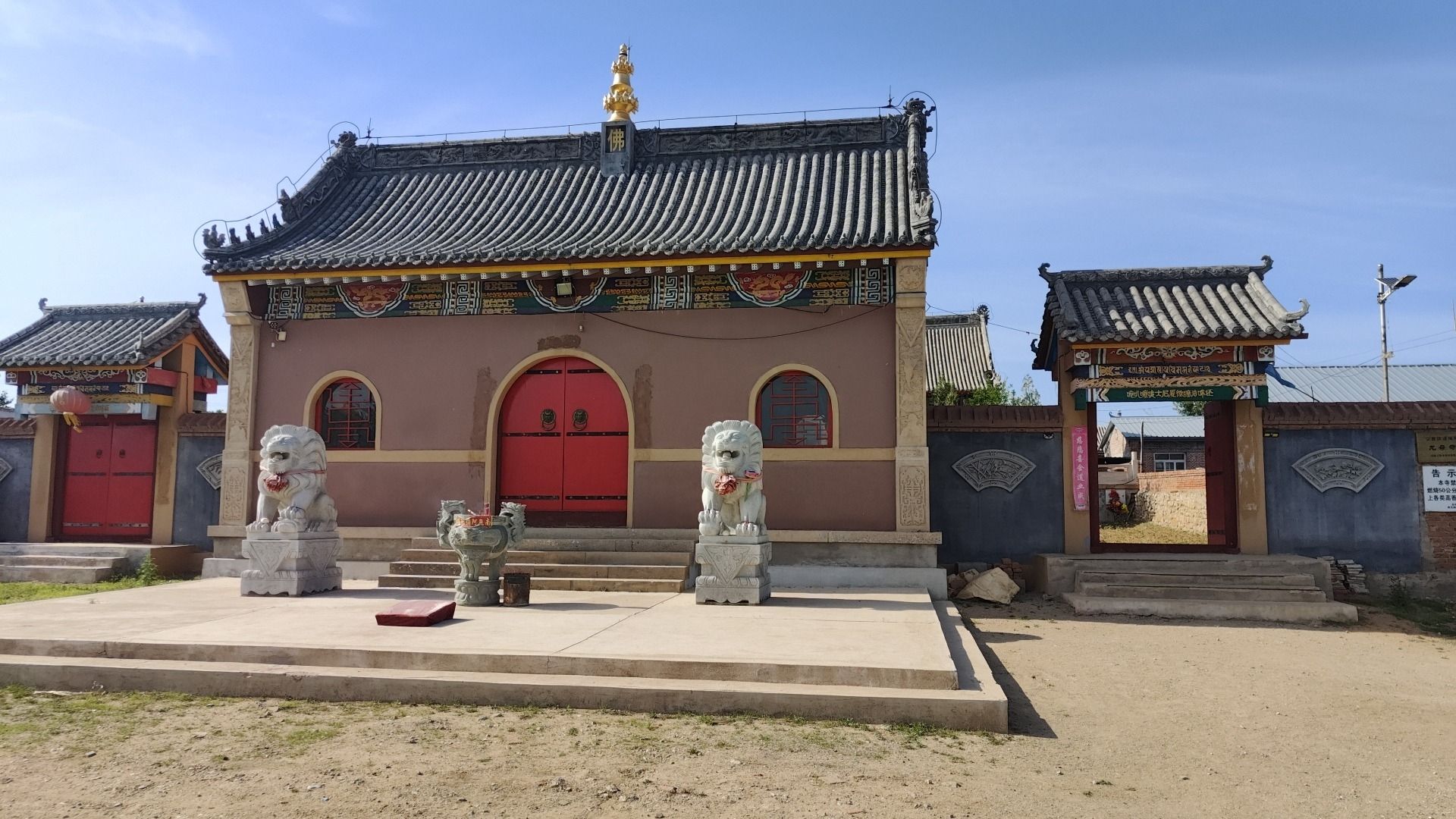 龙母寺