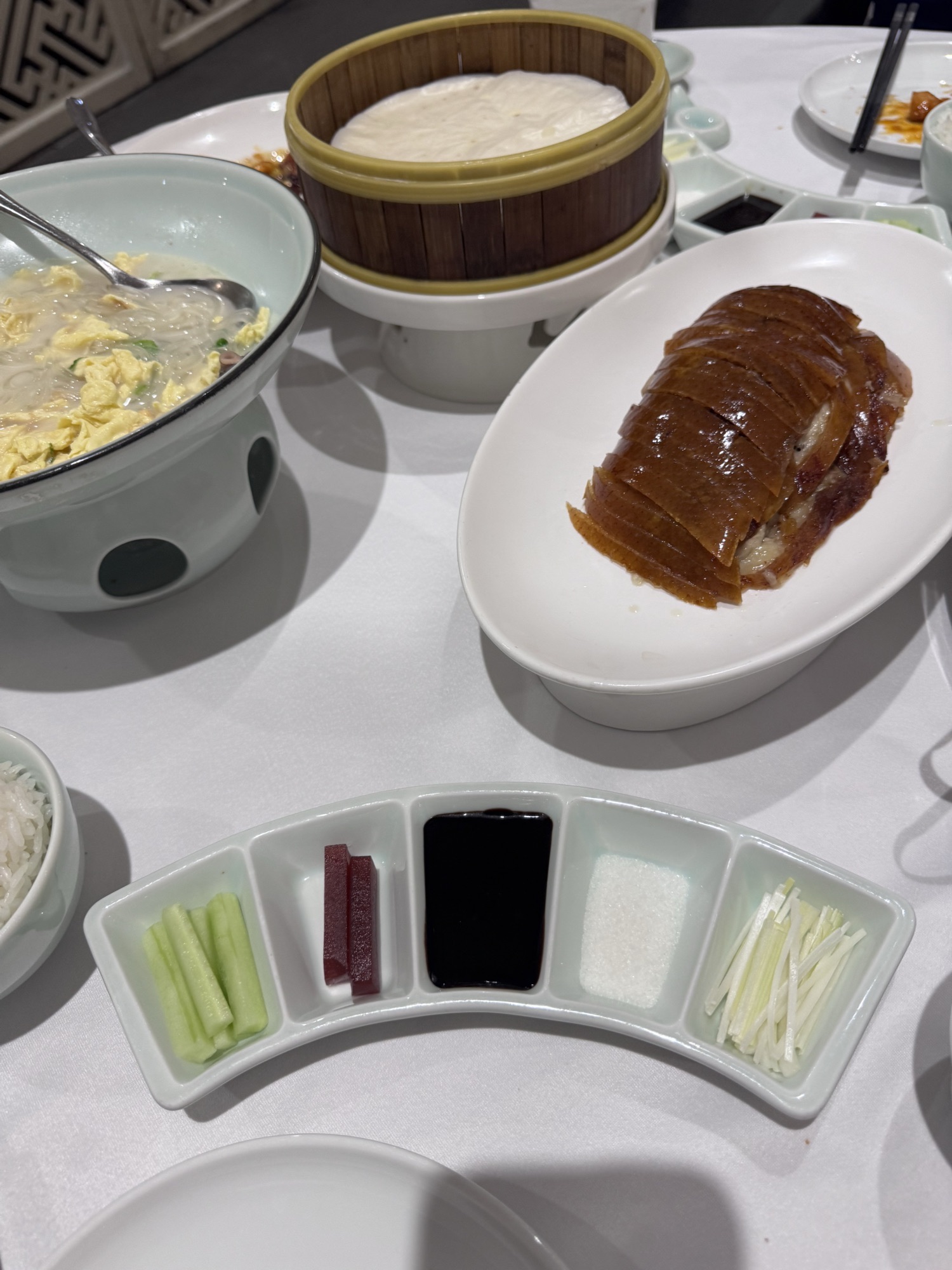念京·烤鸭·京味儿菜(护国寺店)