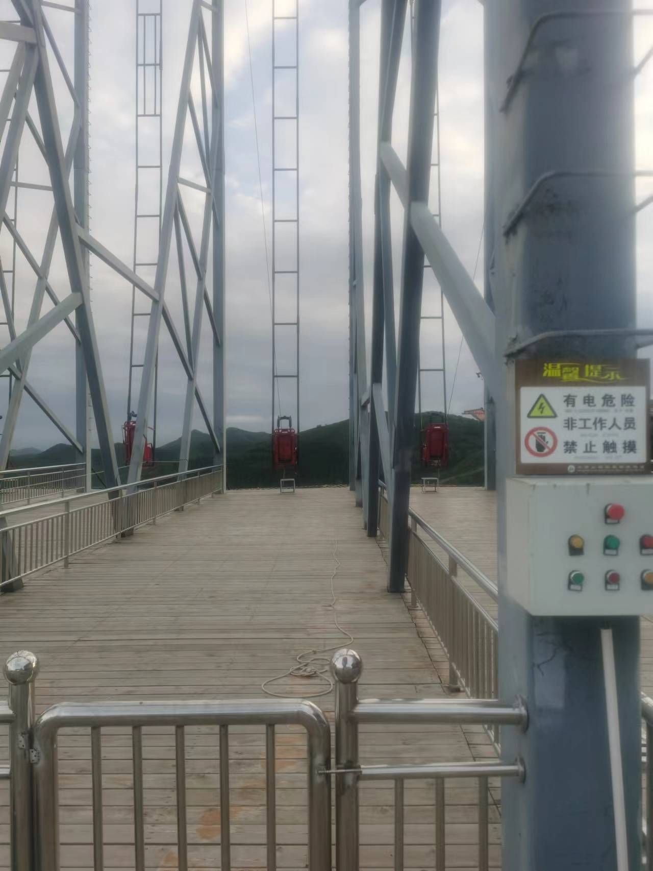 大青山国际旅游度假区京广玻璃桥旅行图片 2
