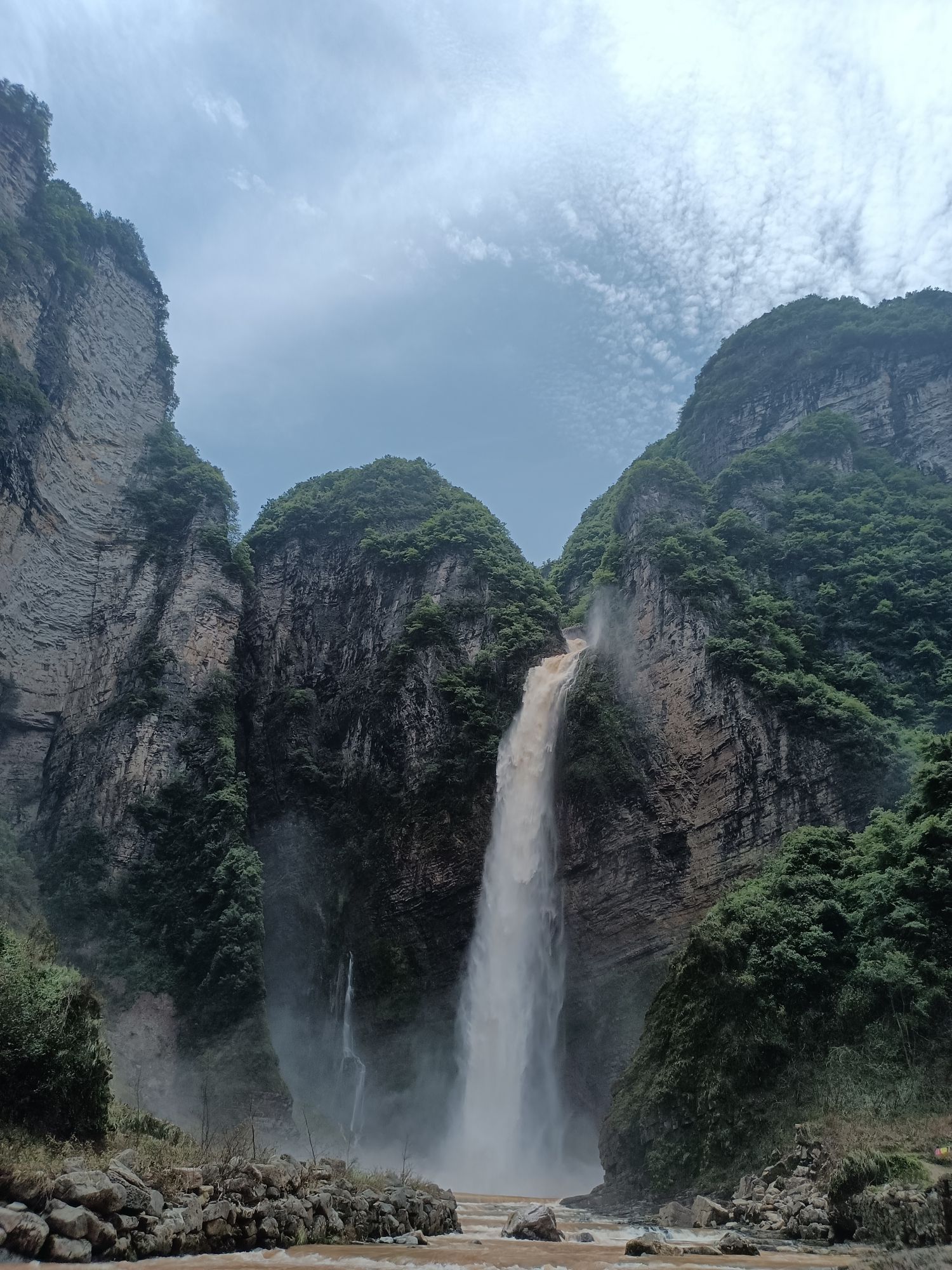 尖朵朵瀑布旅行图片 3