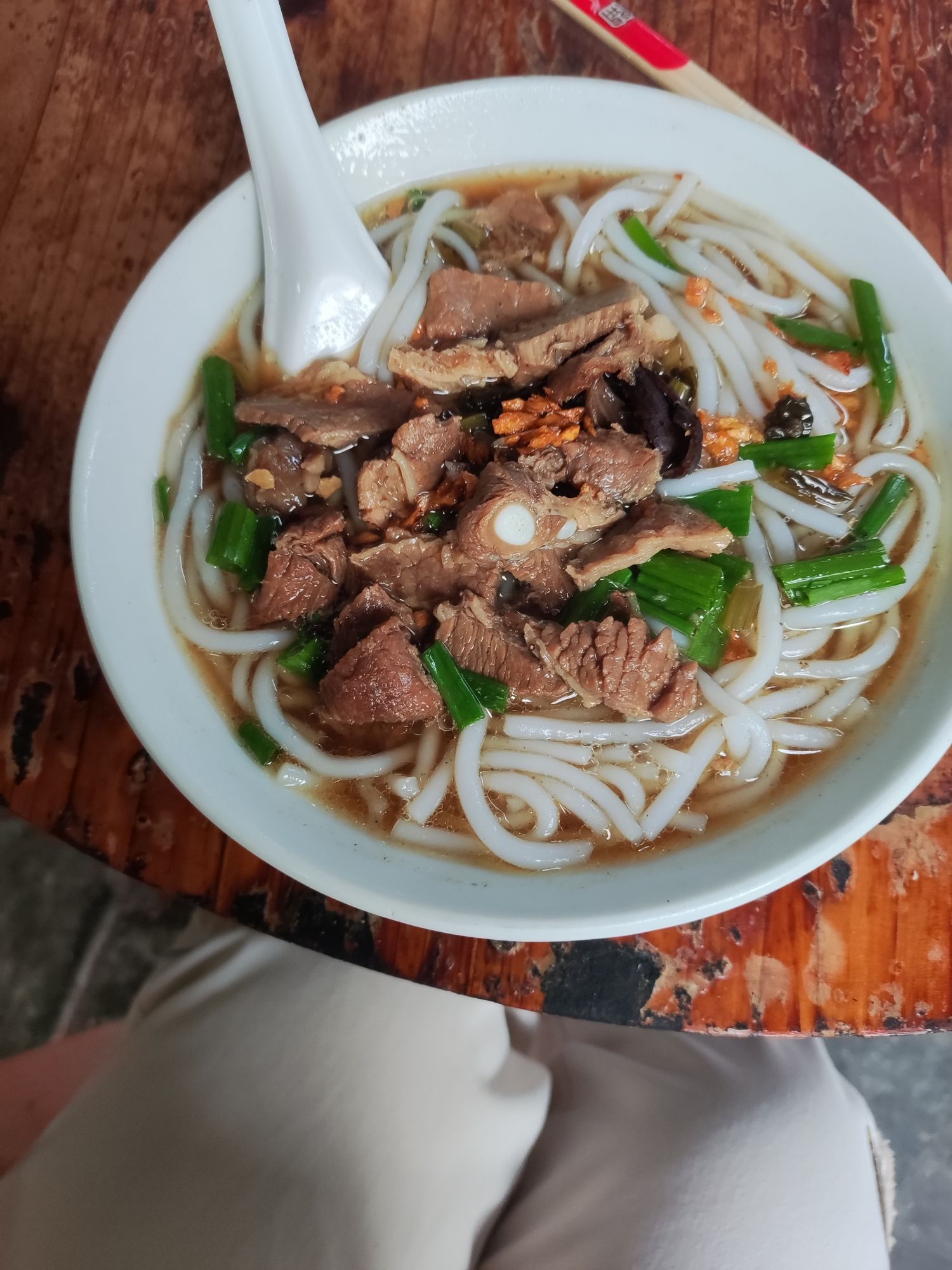 功记牛肉粉汤店