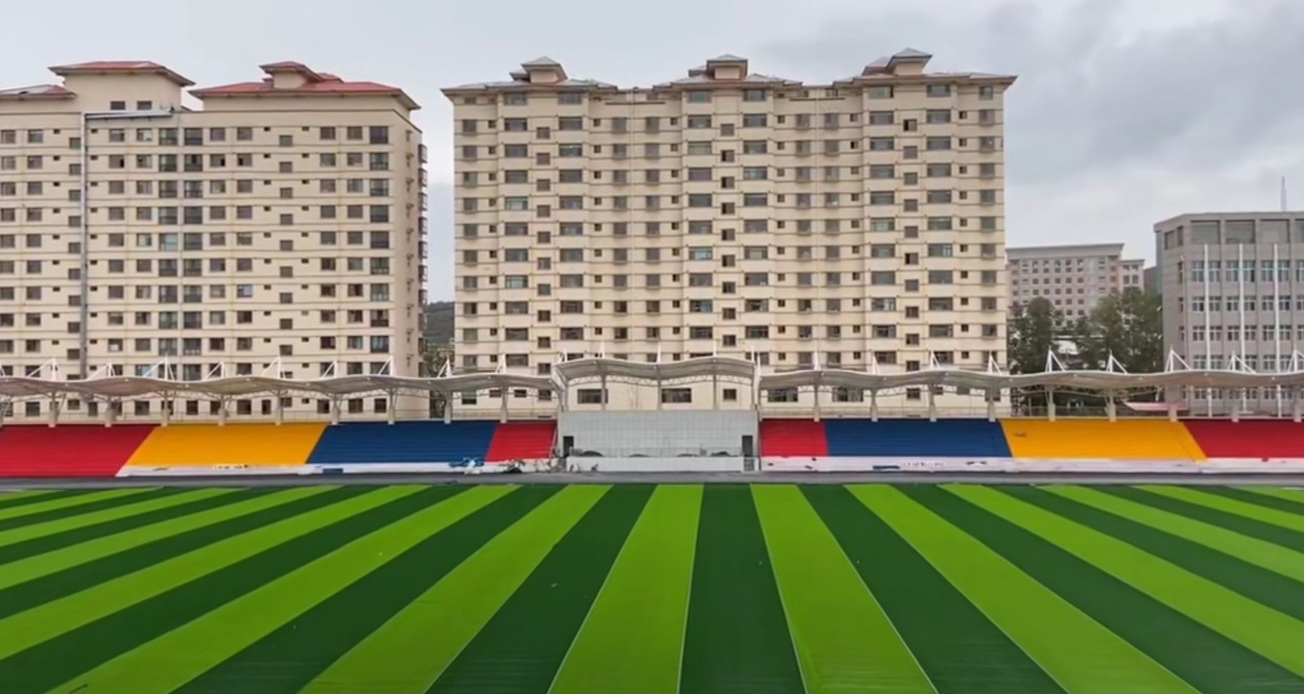 合作市初级中学