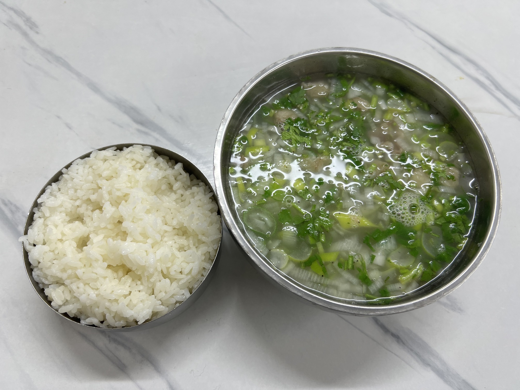 明月汤饭馆(蔘雞湯)