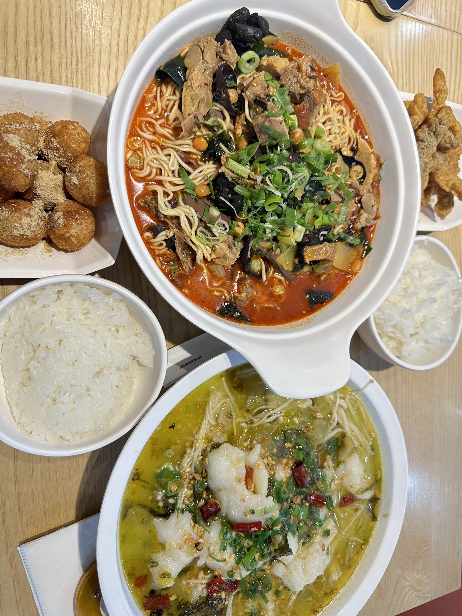 鱼你在一起(乌兰察布维多利广场店)