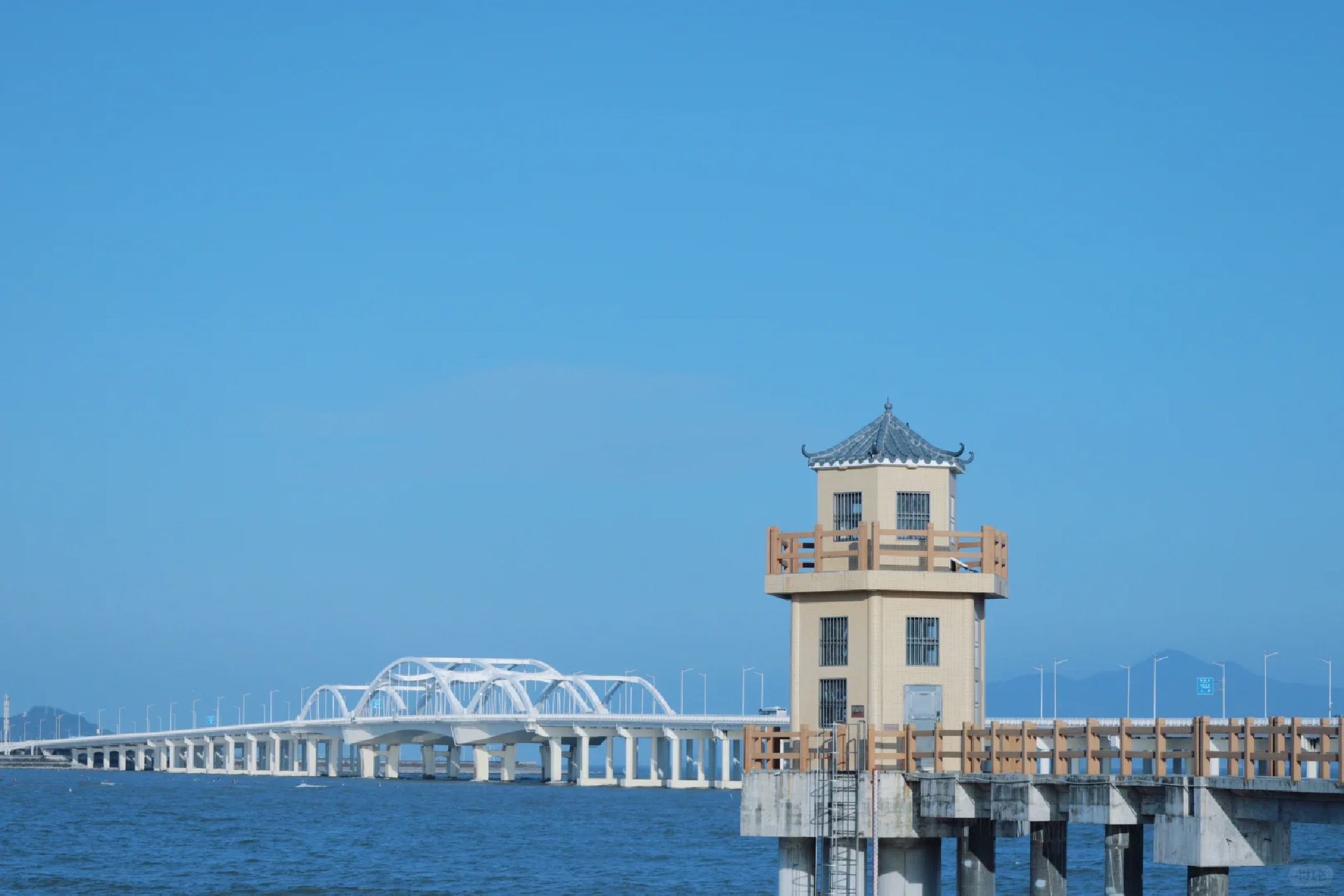 东海岸大道堤坝观景点
