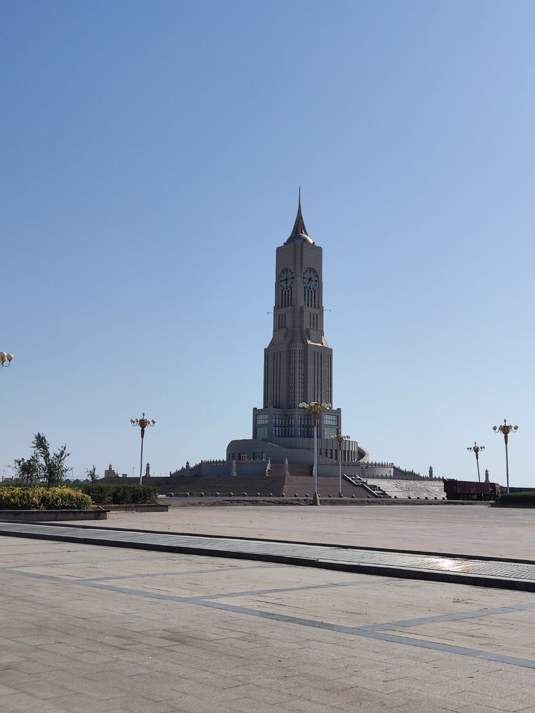 苏力德标志性建筑旅行图片 3