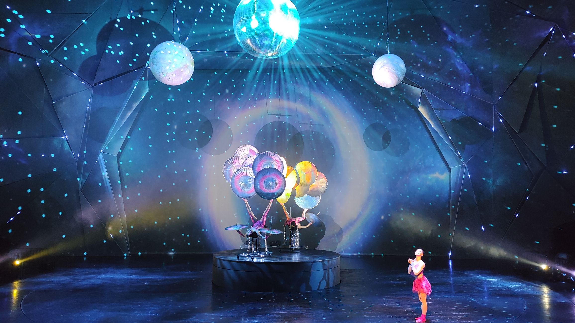 场地封面-国际马戏城魔幻之都极限快乐杂技秀