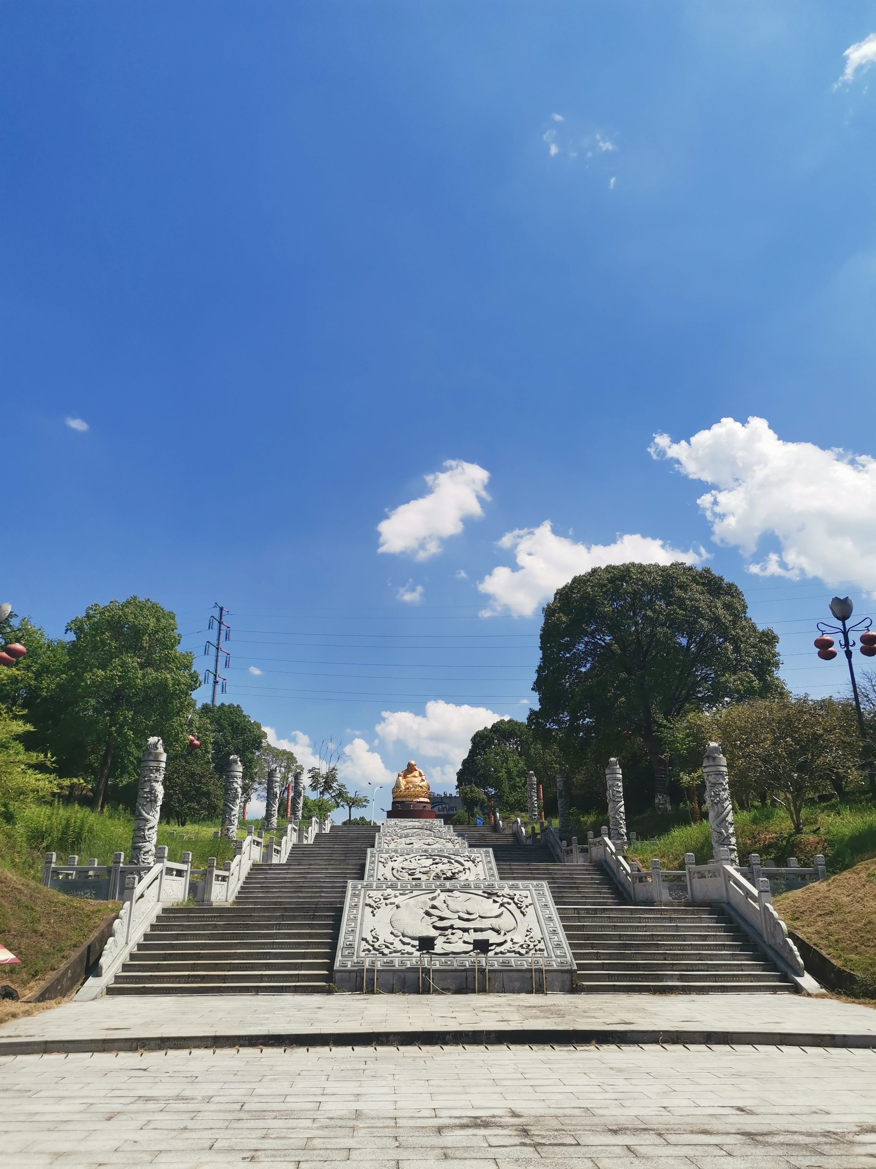 月湖岩公园-月湖区月岩寺