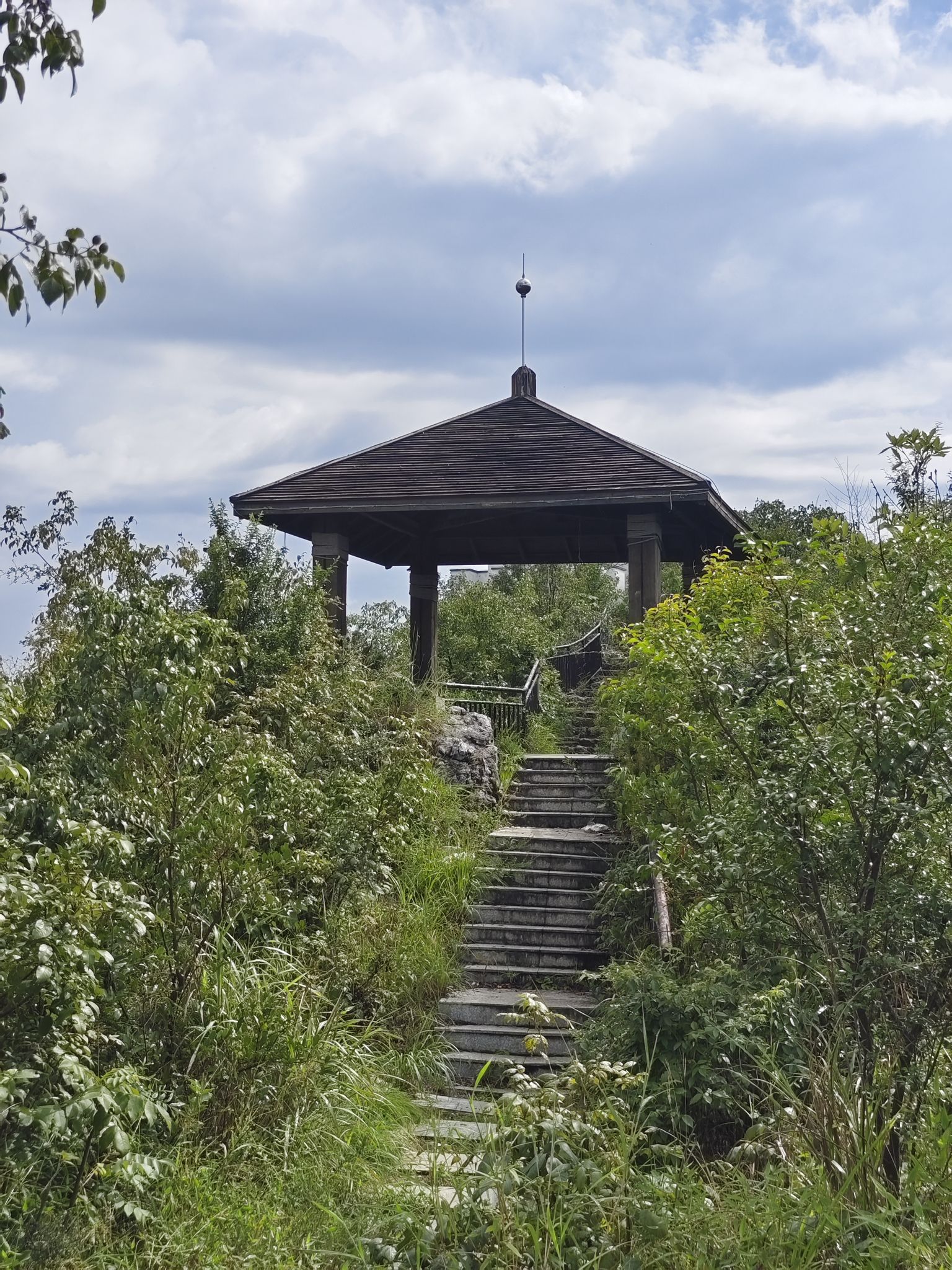 二层岩森林公园