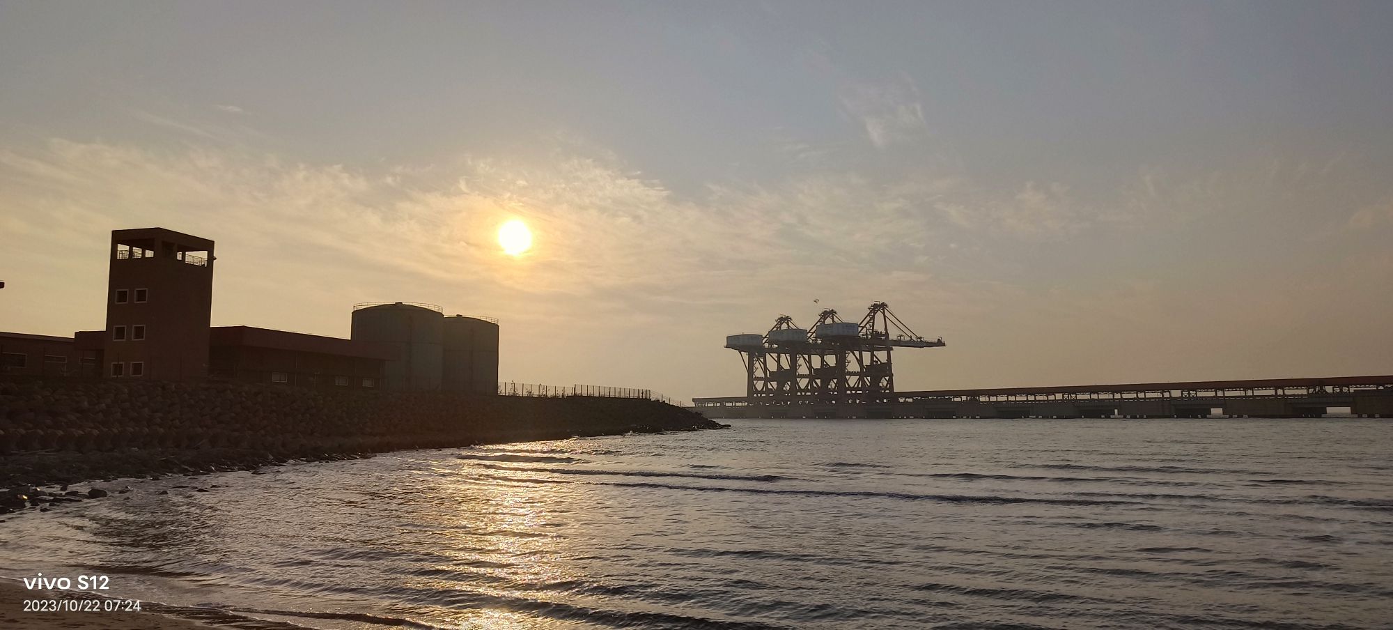 曹妃甸港灯塔旅行图片 1