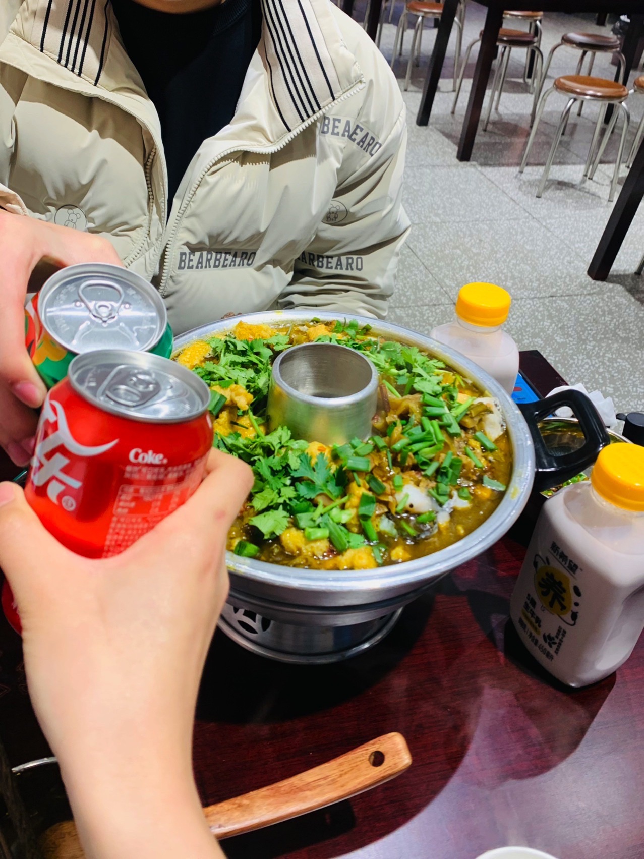 青年广场旅行图片 3