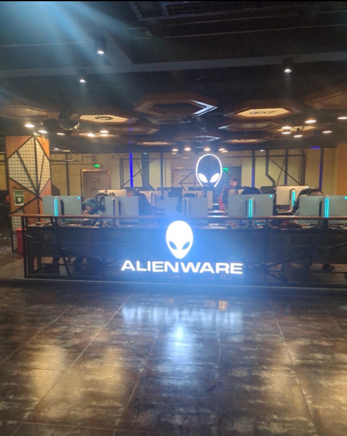 喵星人电竞网咖