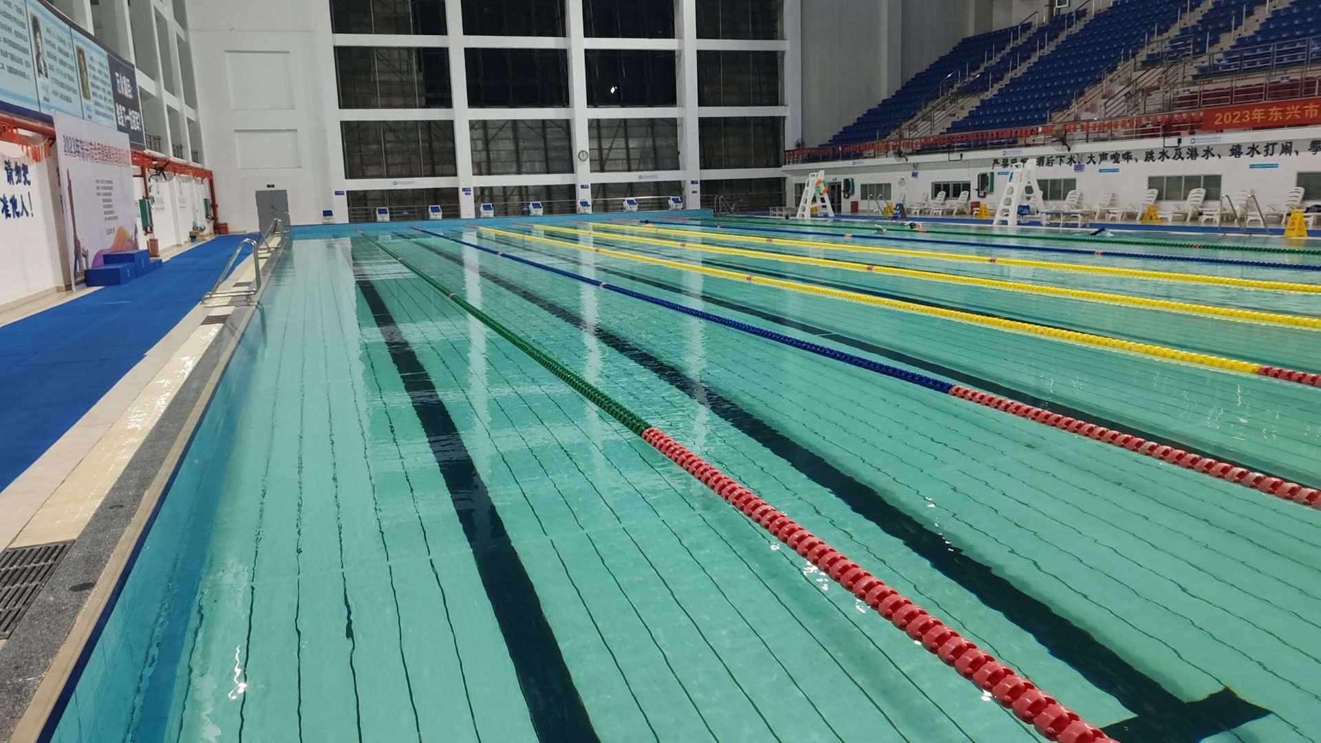 东兴市体育中心-游泳馆