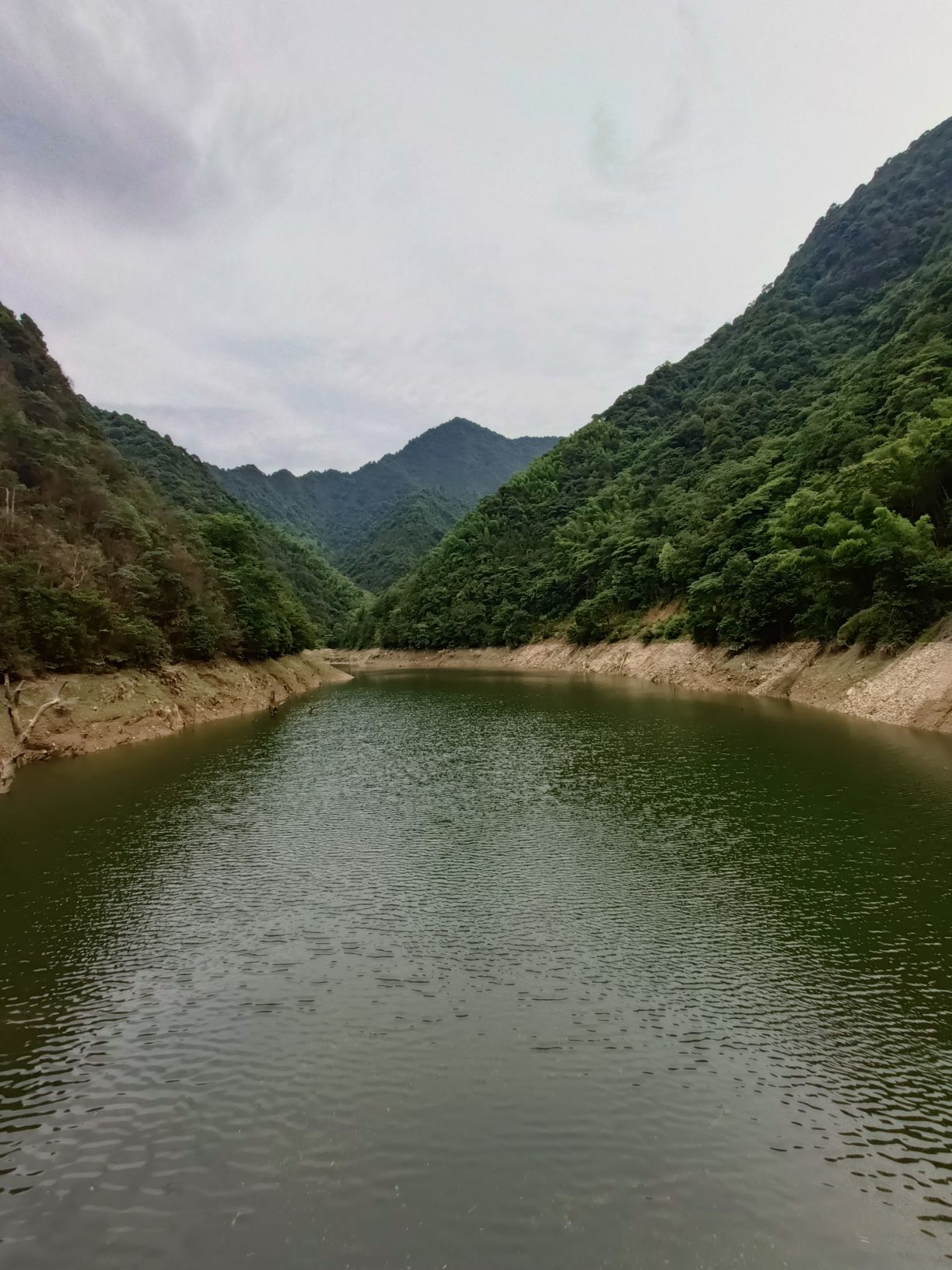 白果树水库风景区