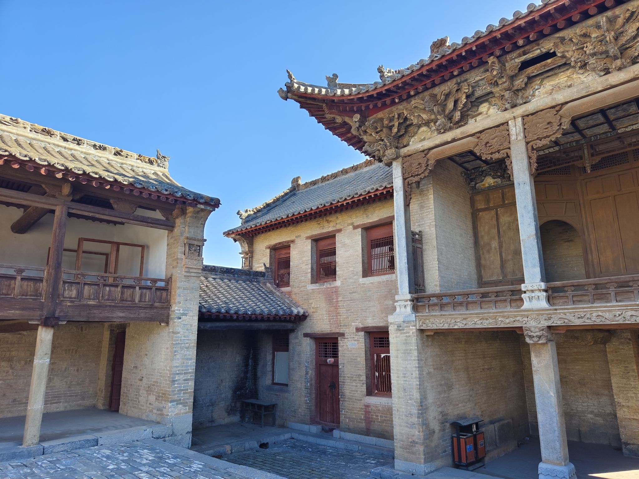 白玉宫旅行图片 1