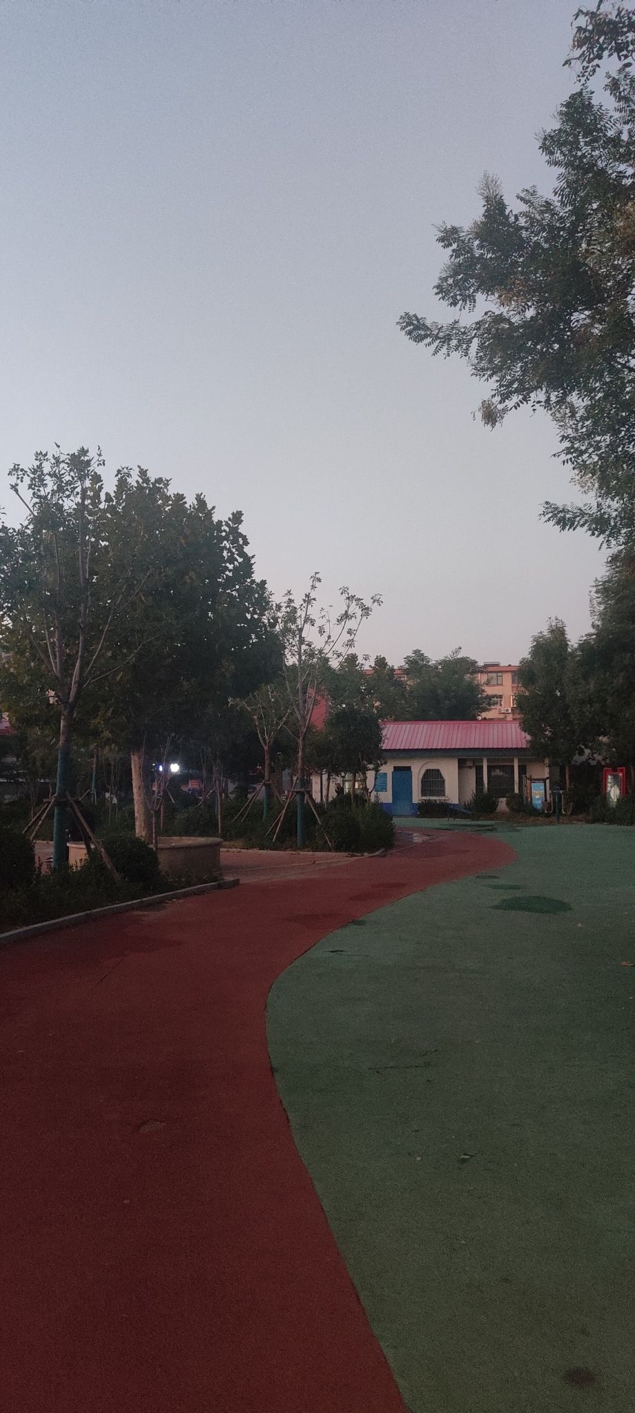 北园居民活动广场旅行图片 1