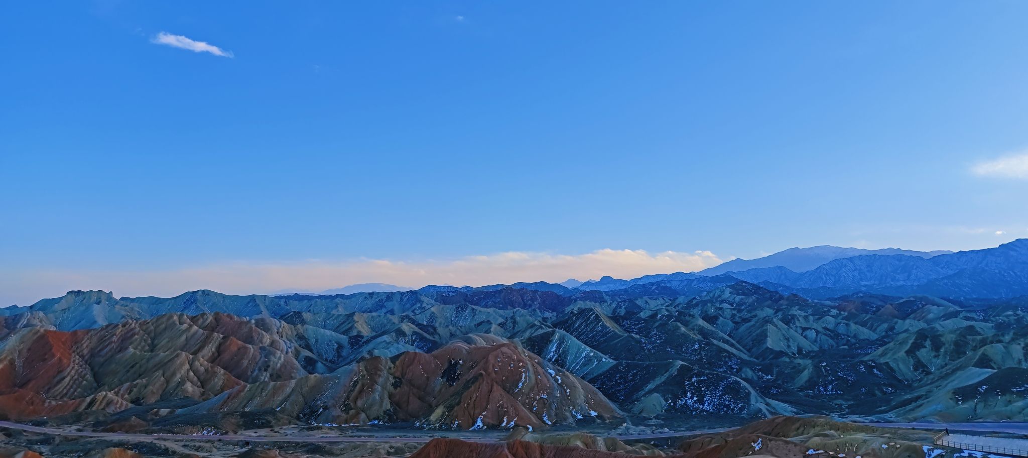 张掖七彩丹霞旅游景区-万象土林观景台