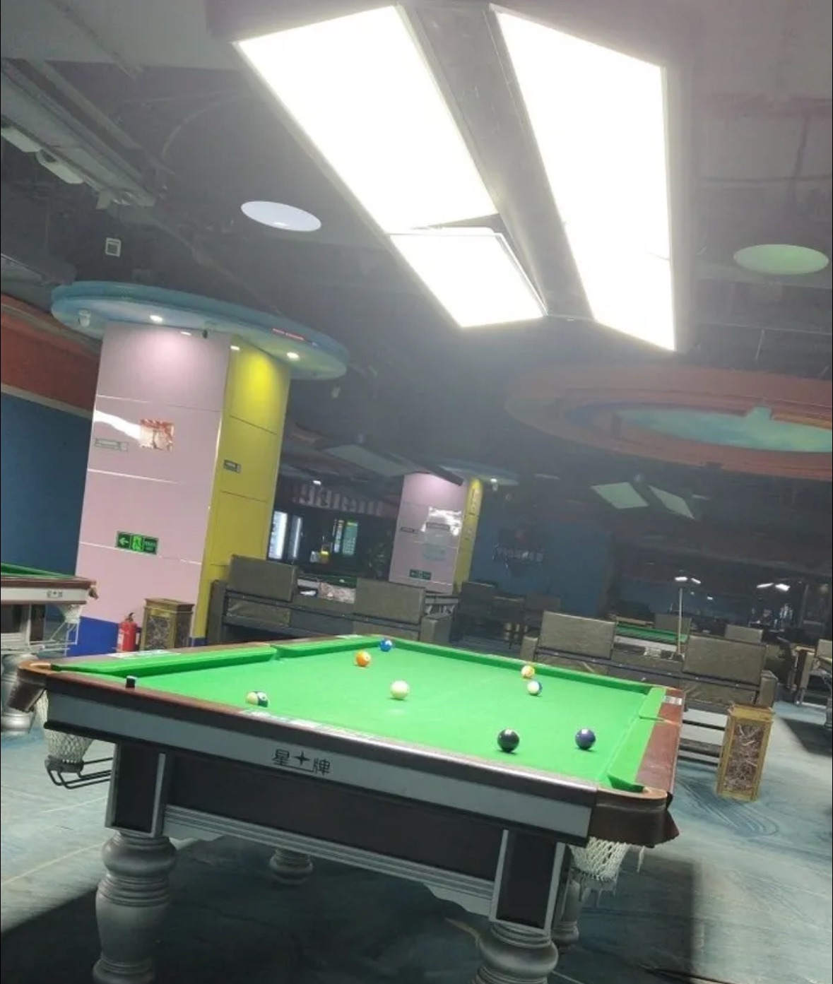 中8台球俱乐部(中天广场店)