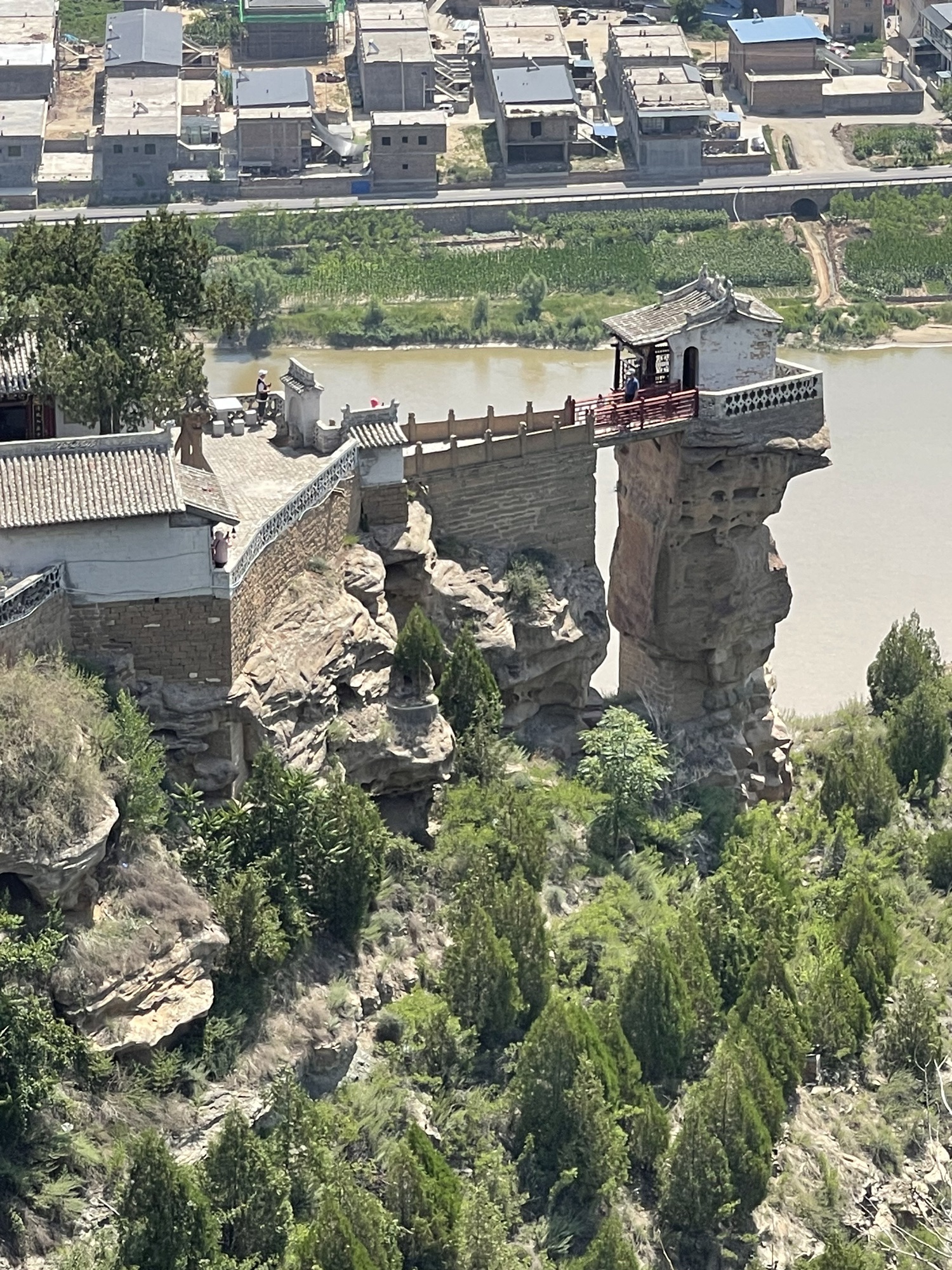 香炉塔旅行图片 1