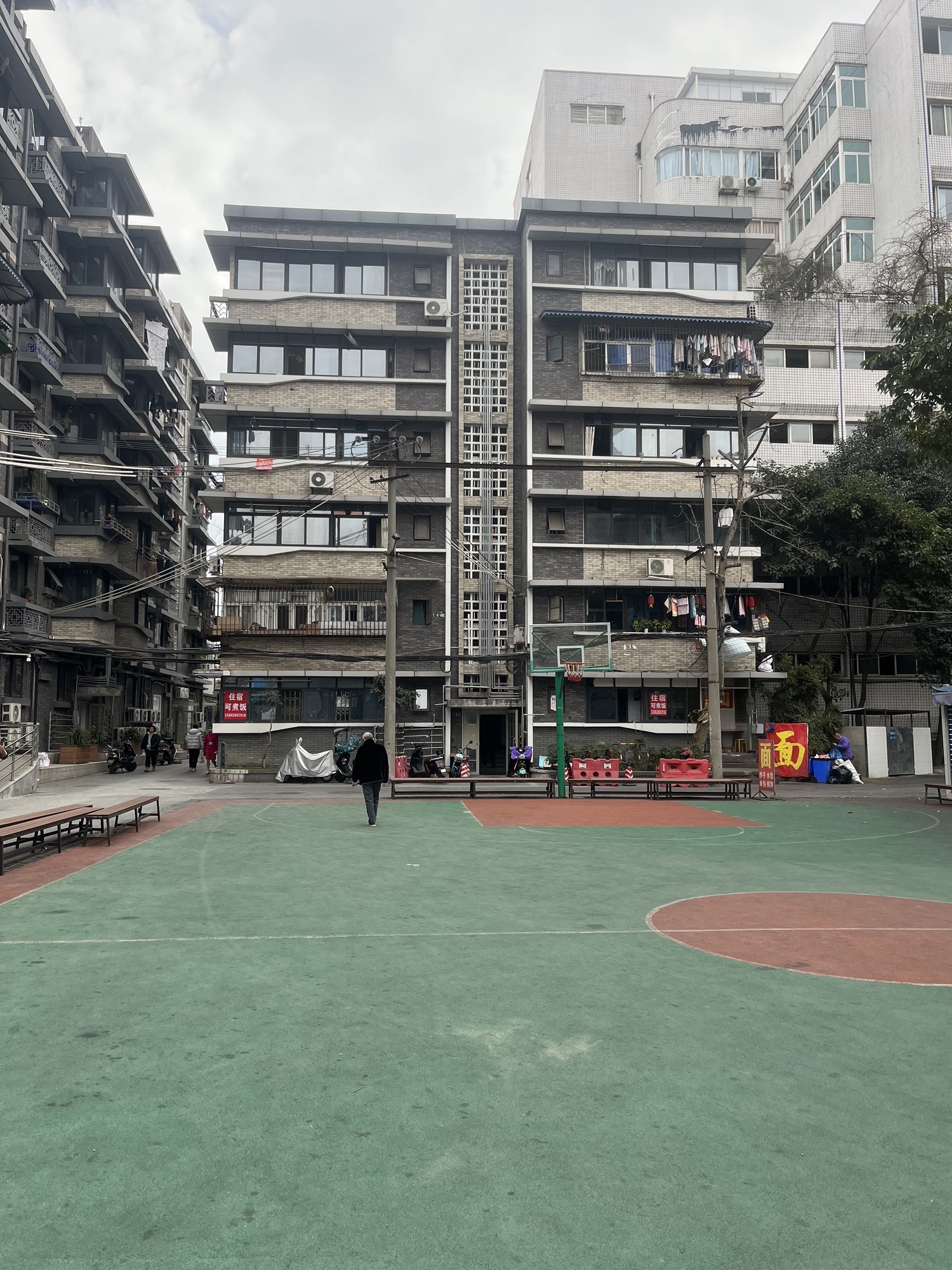 场地封面-四川省人民医院宿舍二区篮球场