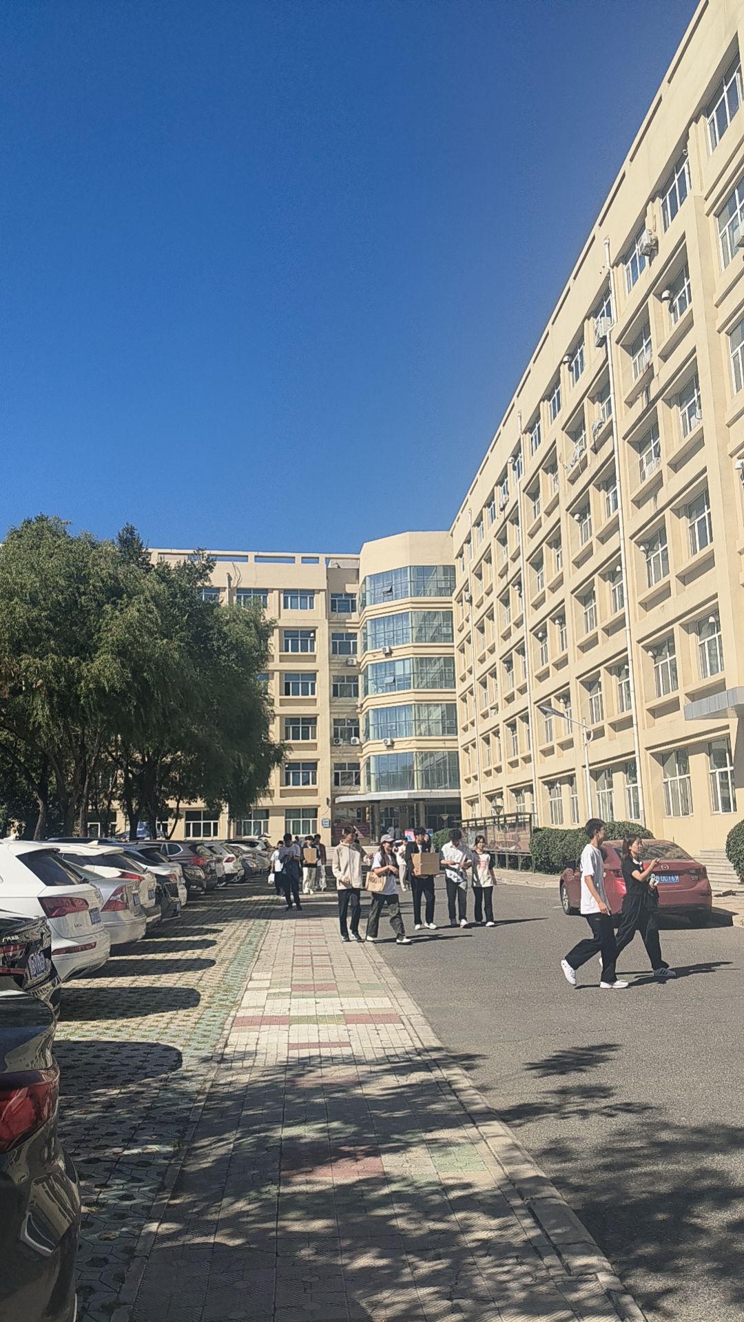 齐齐哈尔大学西二校区