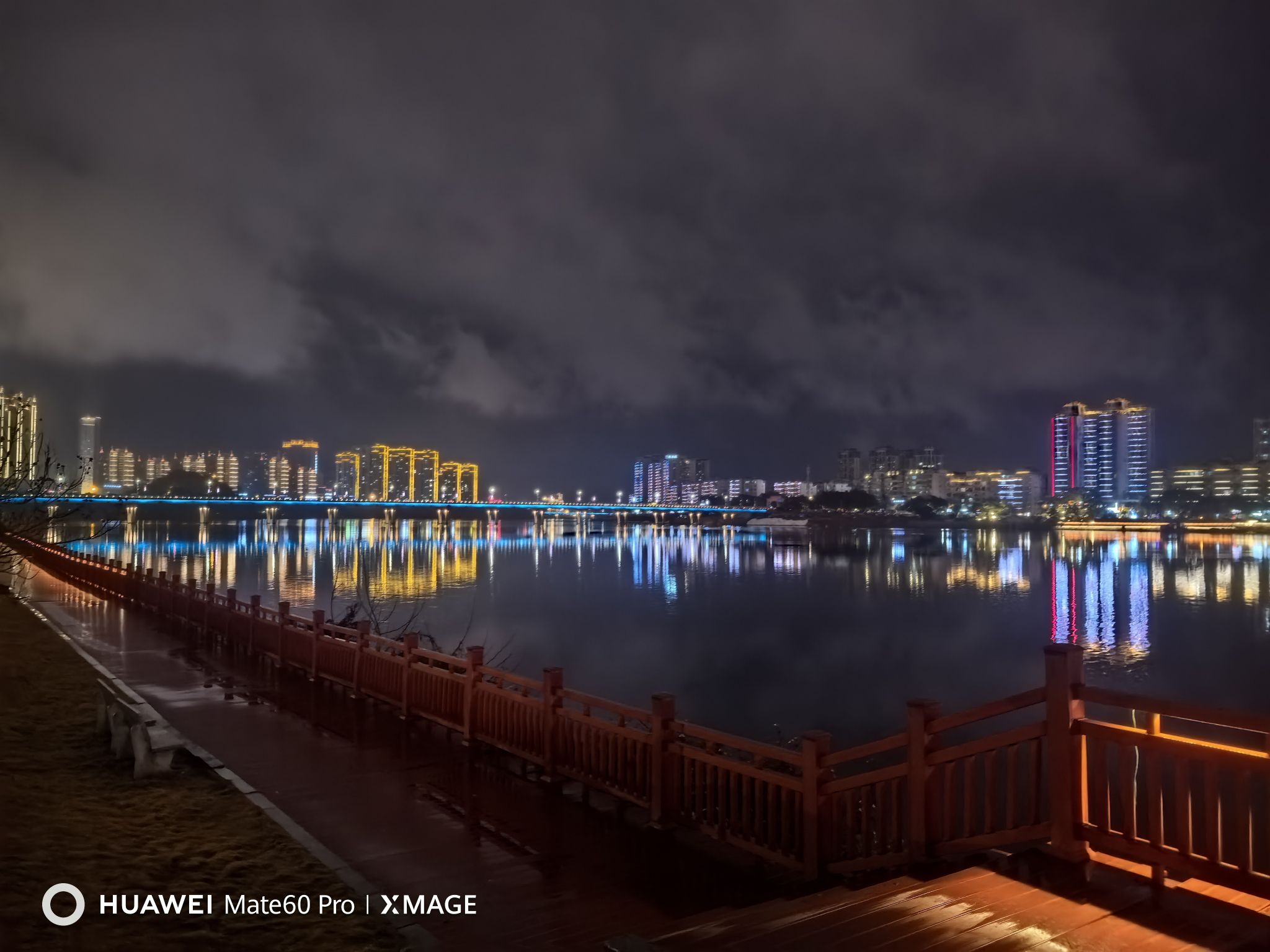 莲花广场旅行图片 2