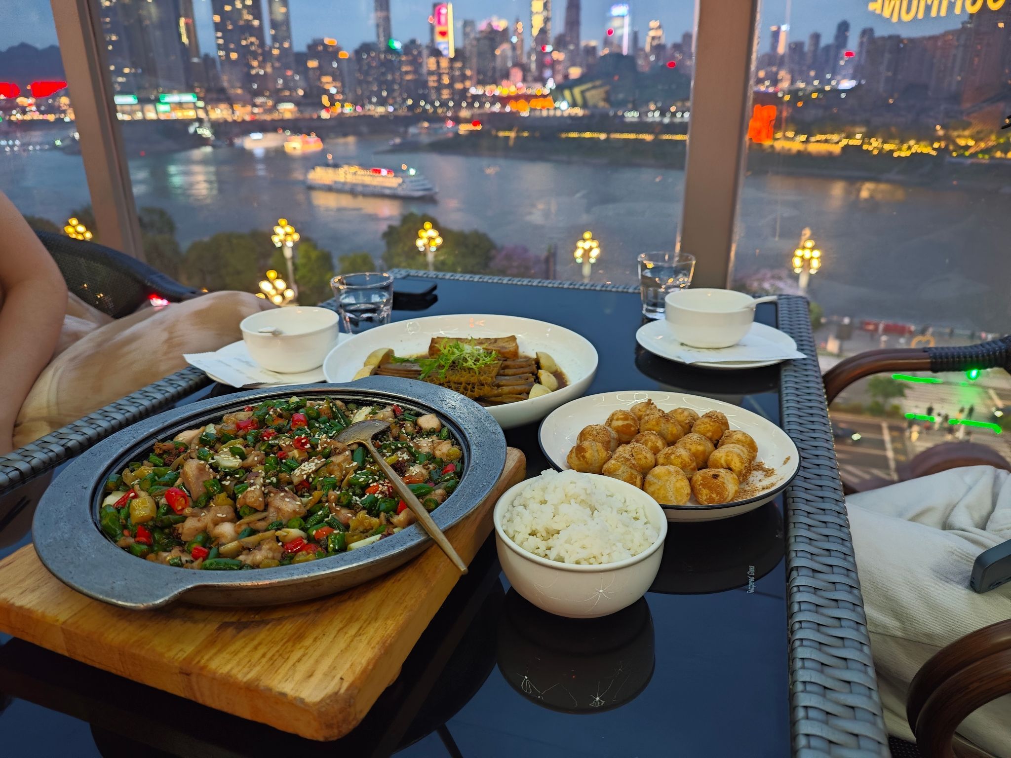 长嘉汇情书中餐厅(长嘉汇购物公园店)