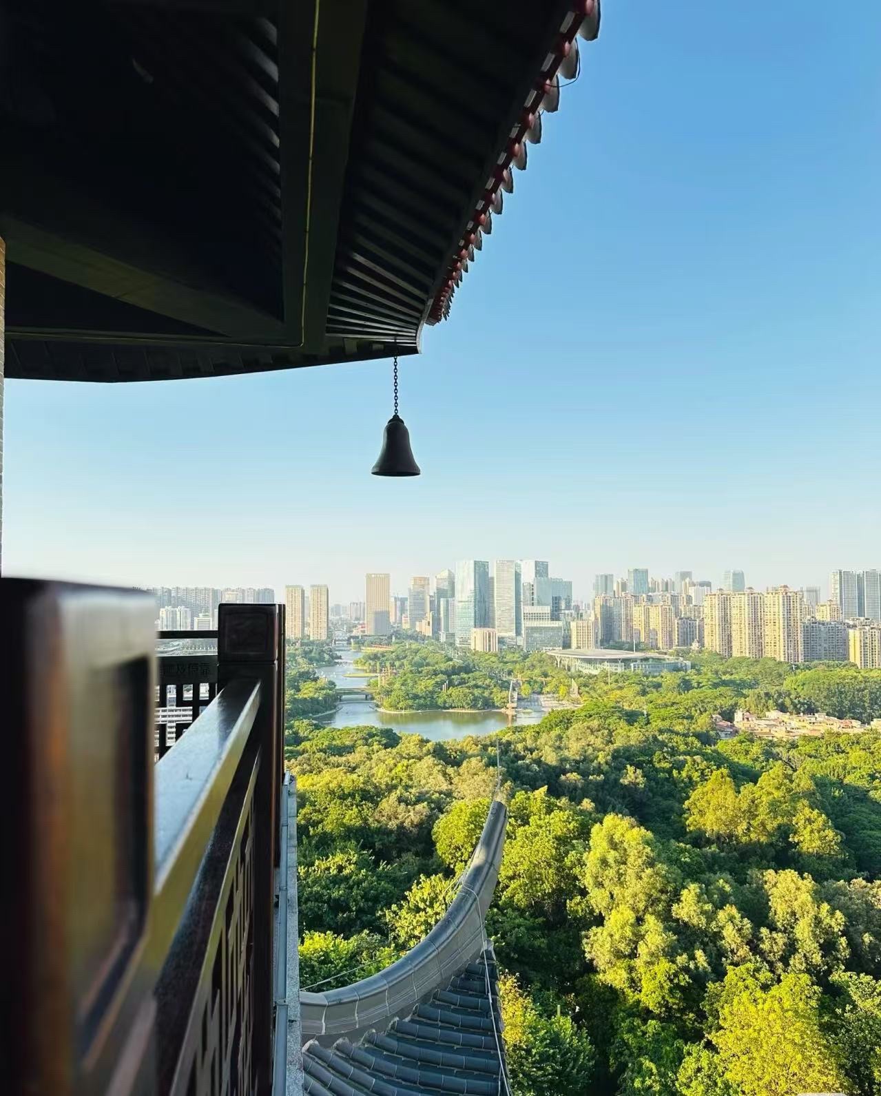 雷岗西约牌坊旅行图片 2