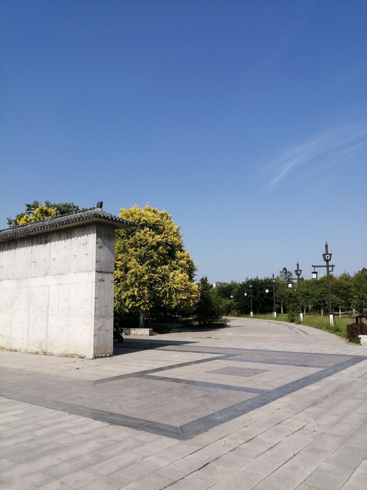 梁山泊广场旅行图片 2